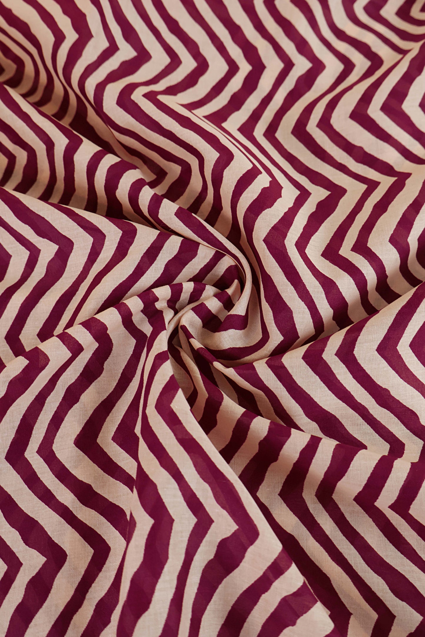 2Piece – Printed Lawn L2P385