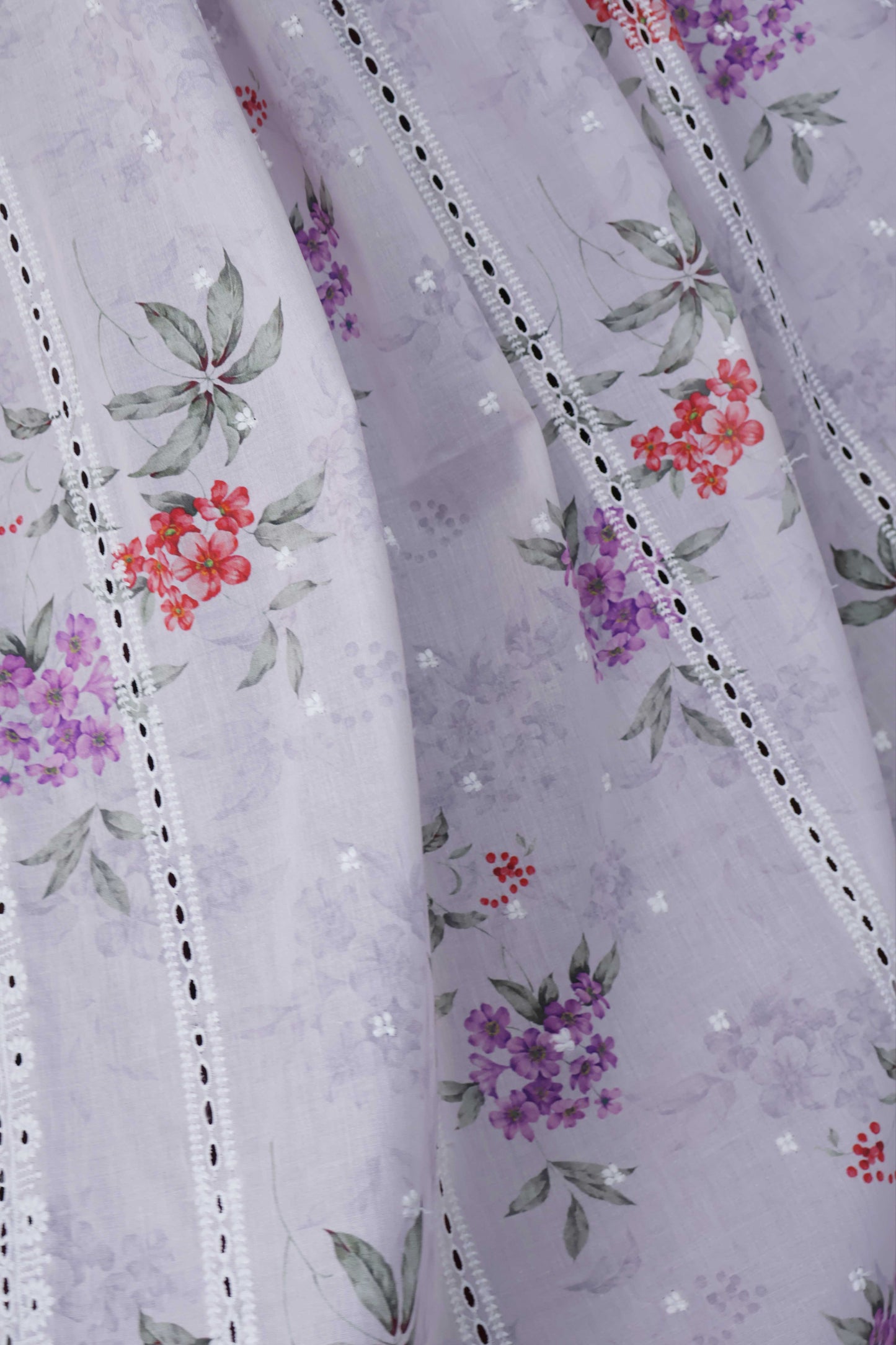 Embroidered Lawn Shawl LSST31