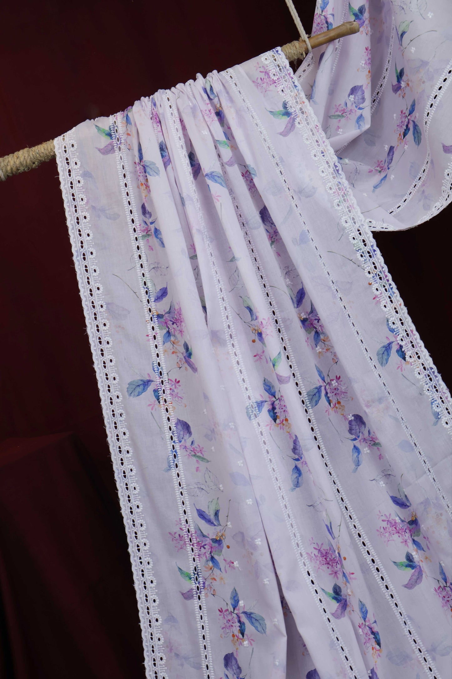 Embroidered Lawn Shawl LSST04