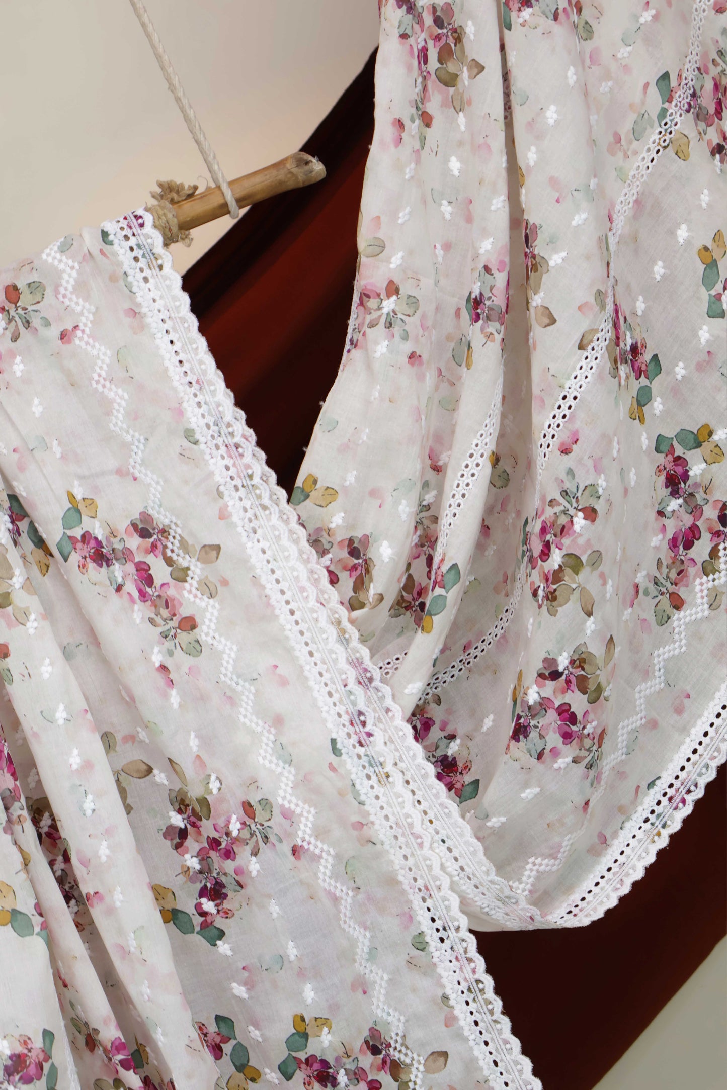 Embroidered Lawn Shawl 3636I