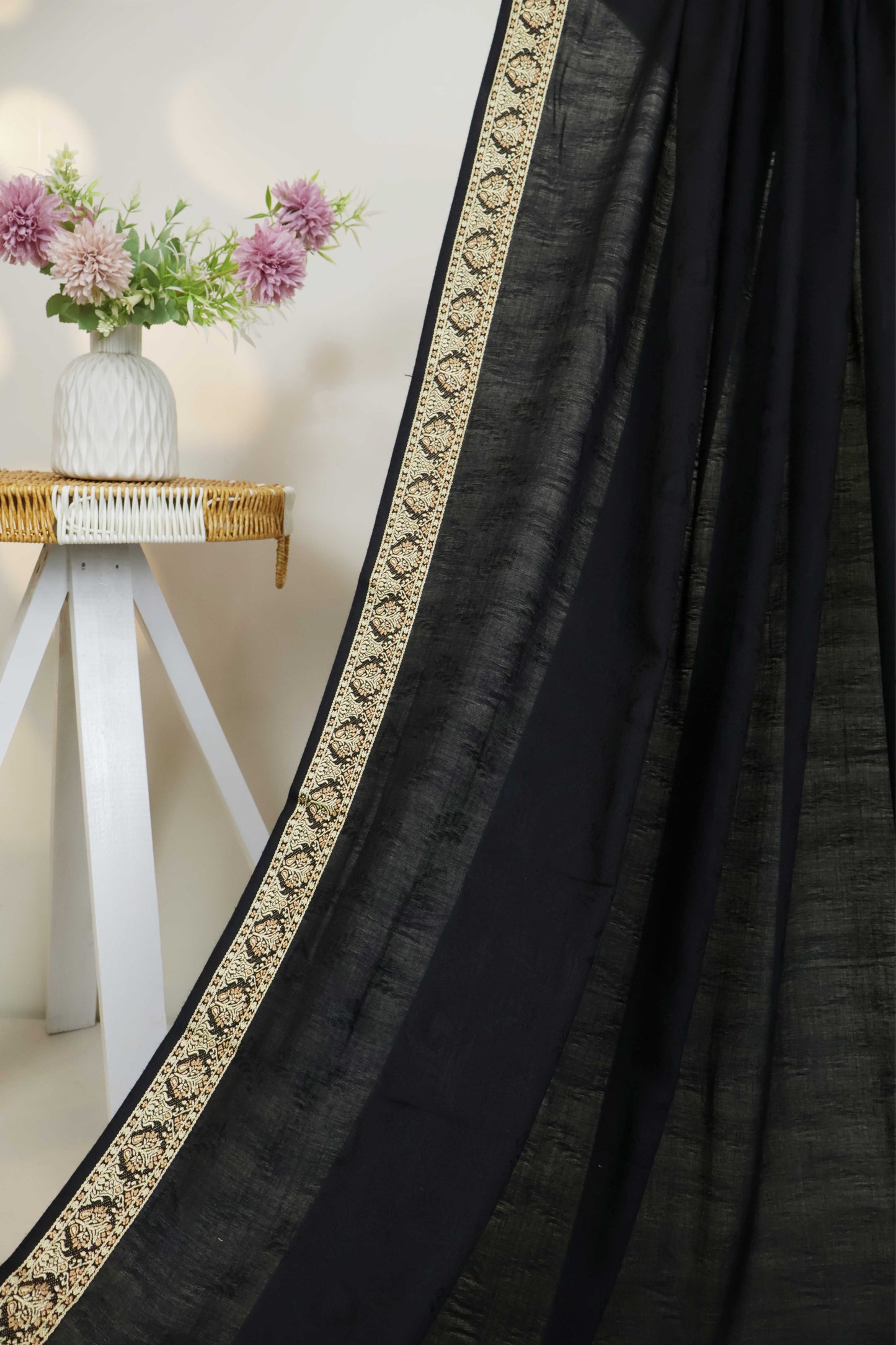 Jacquard Border Shawl HLSH104