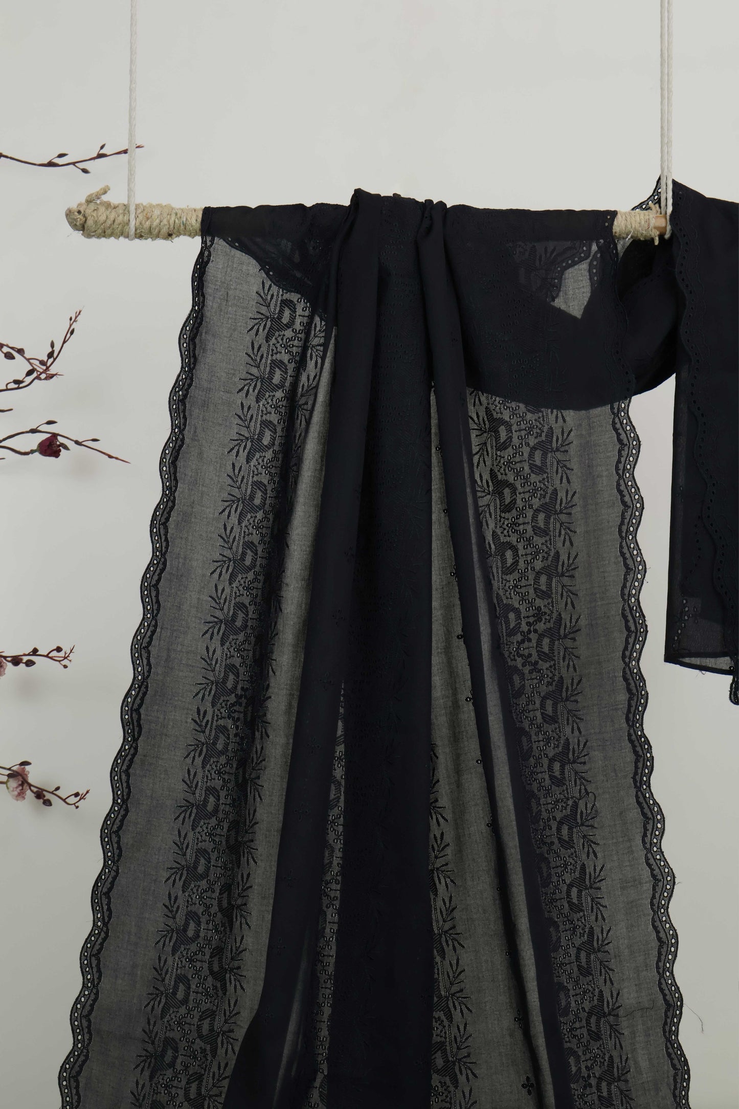 Embroidered Lawn Shawl HLSH187