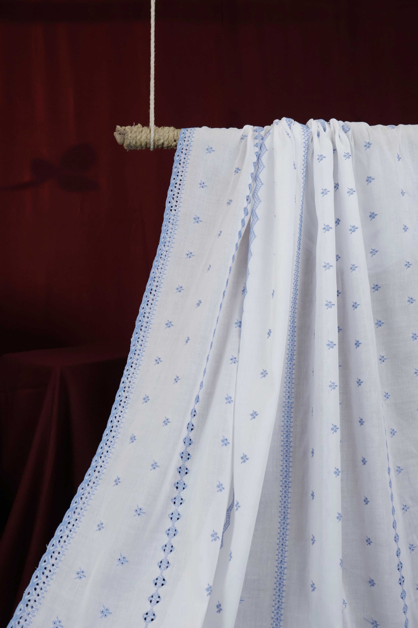 Embroidered Lawn Shawl HLSH199