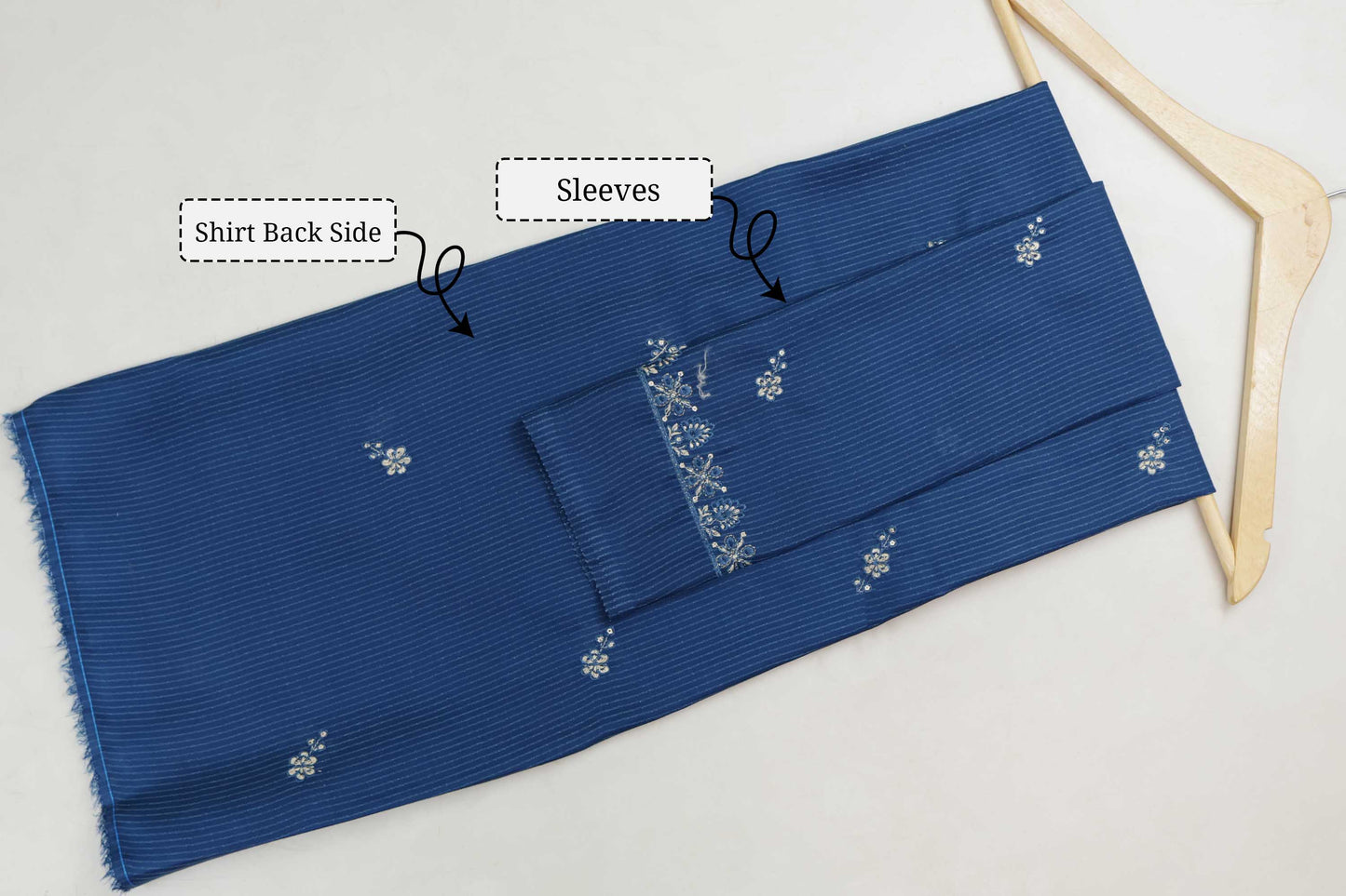 3Piece-Lawn Embroidered Suit V501E