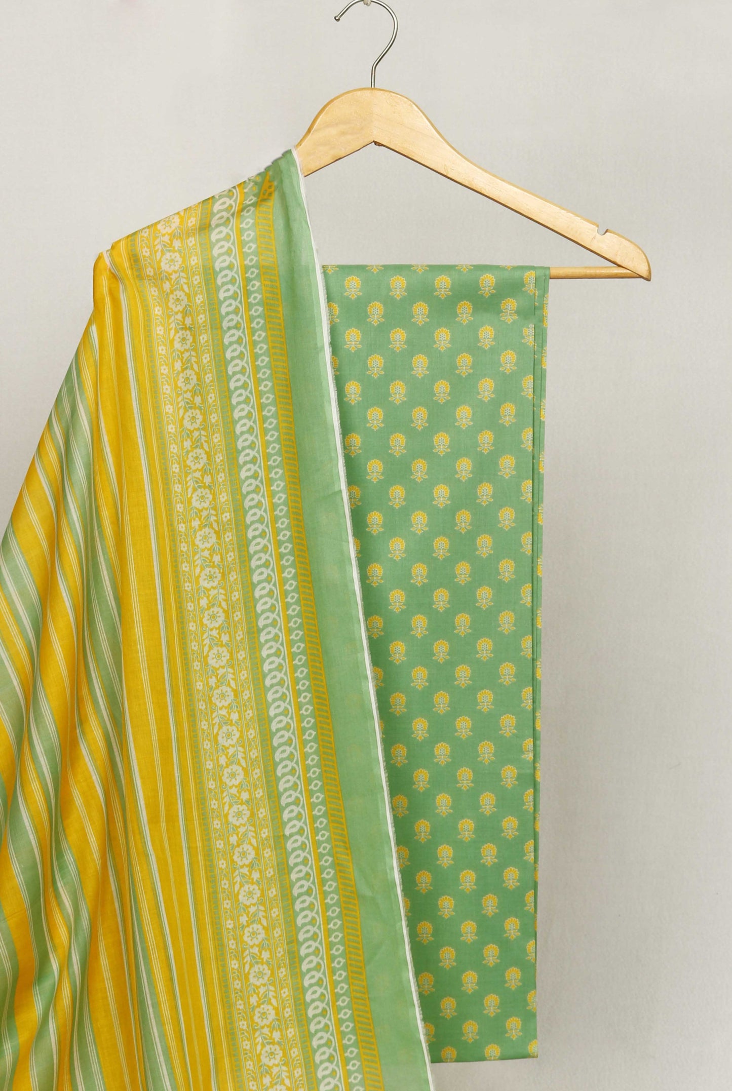 3Piece - Superior Printed Lawn Suit BS2427