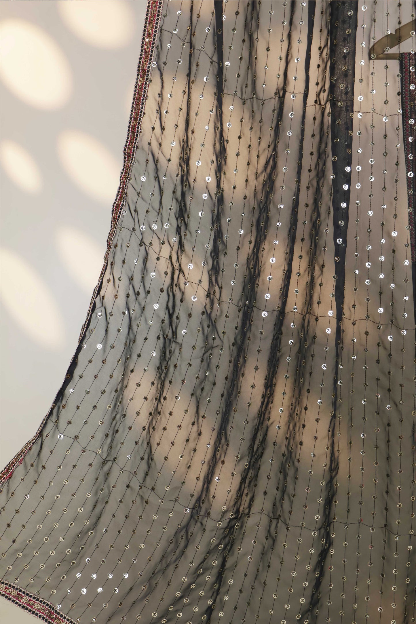 Luxury Lawn Embroidered Suit ELHA23