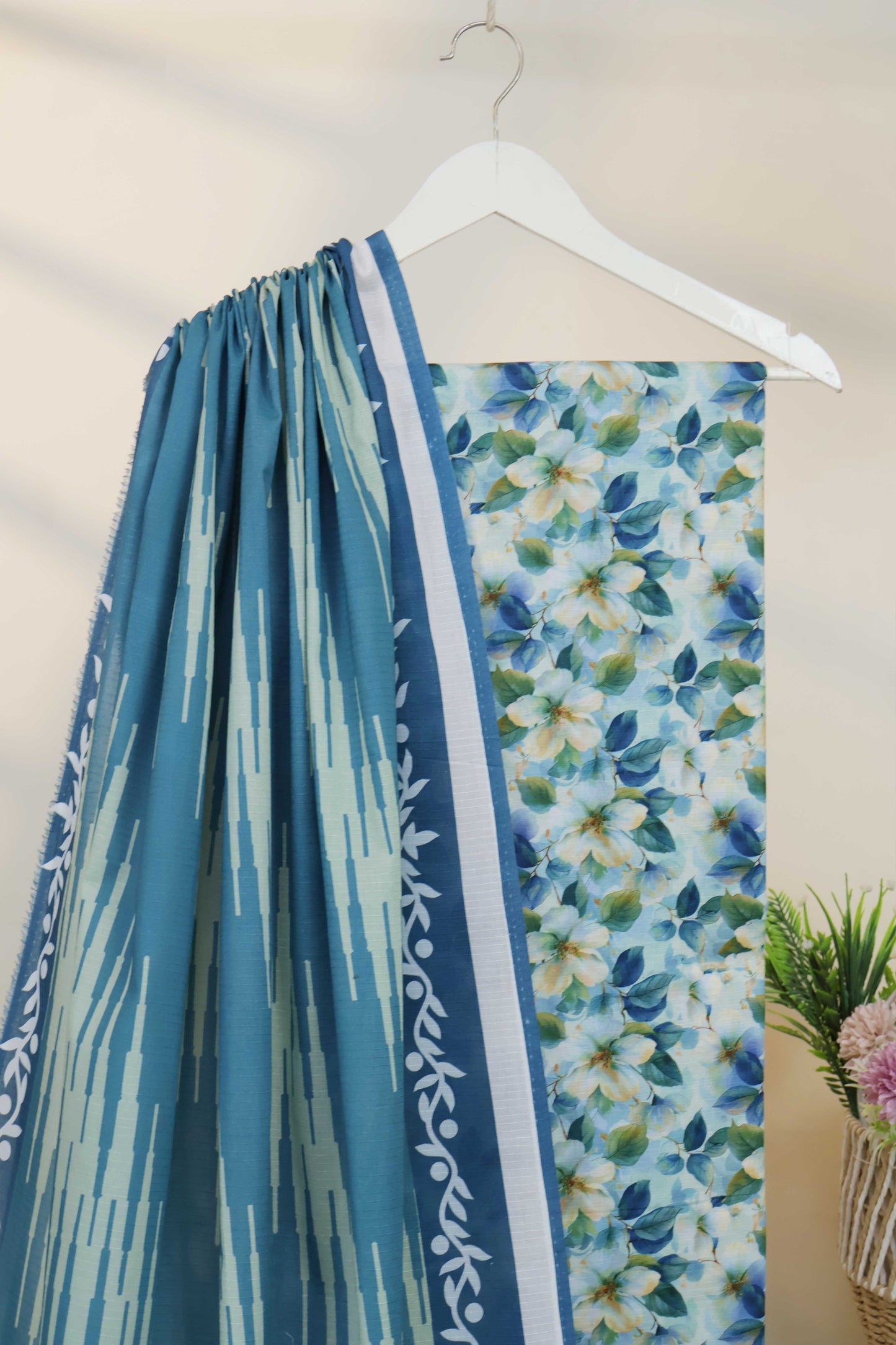 3Piece - Printed Doriya Lawn Suit L3PSR01