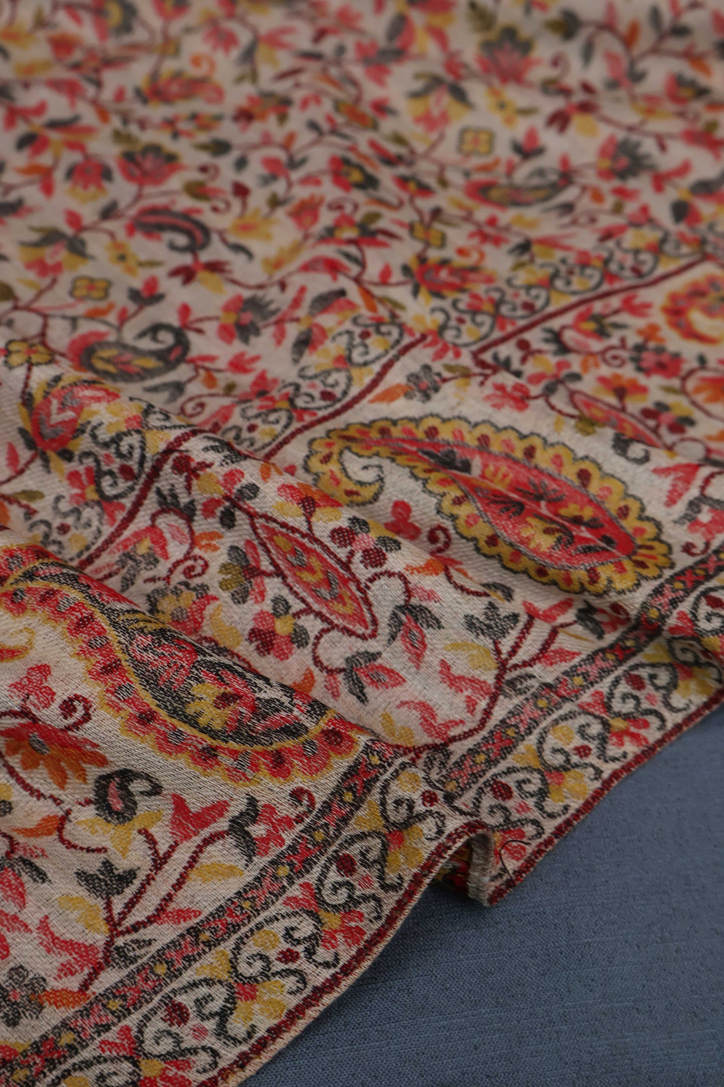 Kani Wool Shawl HKSH42