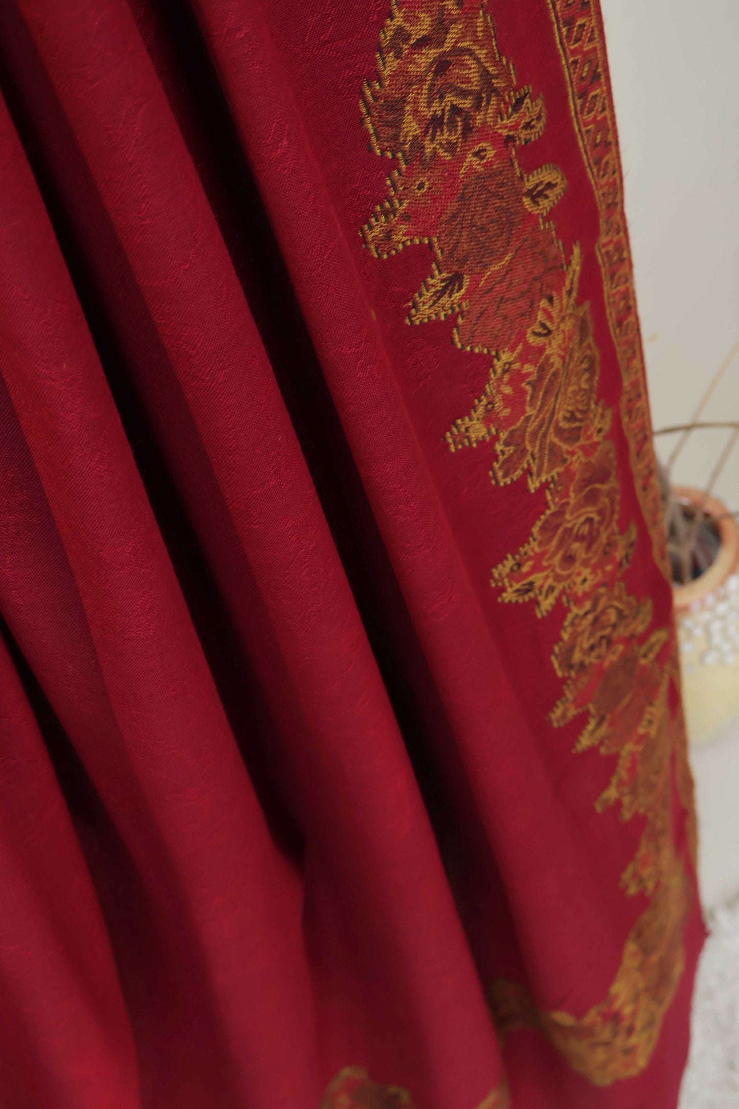 Kani Border Pashmina Shawl HKSH17