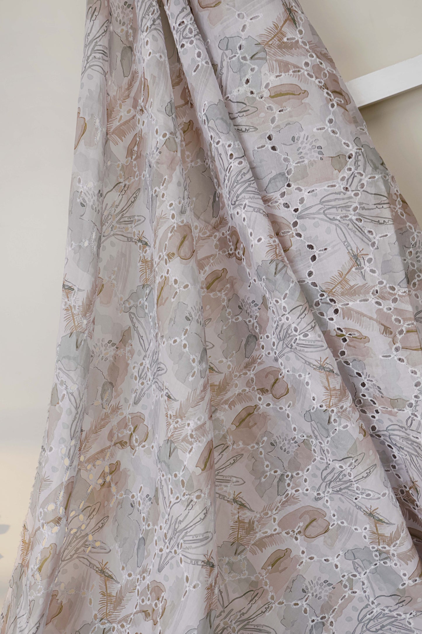 2Piece – Printed Embroidered Lawn EL2PSR108A