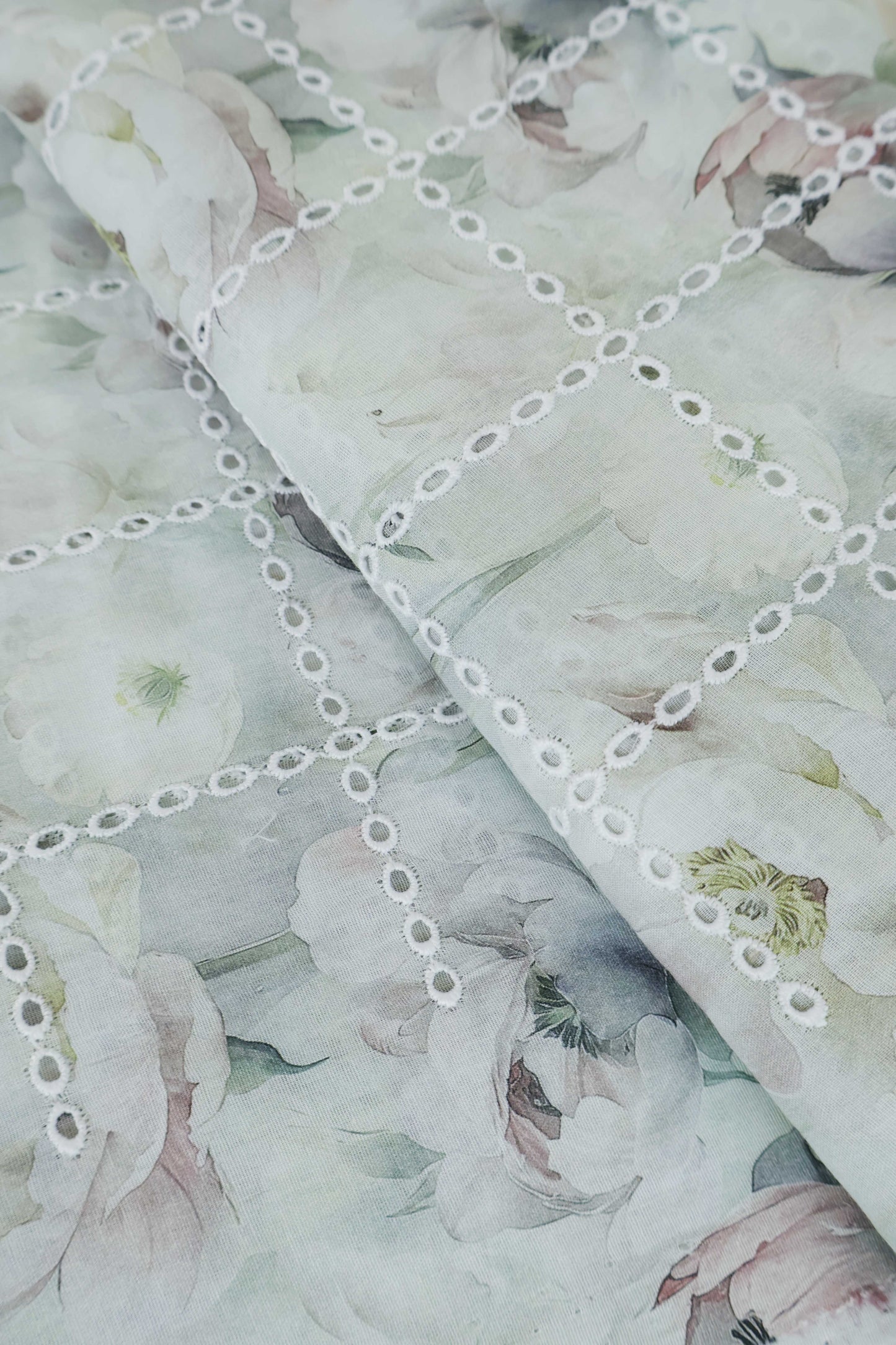 2Piece – Printed Embroidered Lawn EL2PSR36