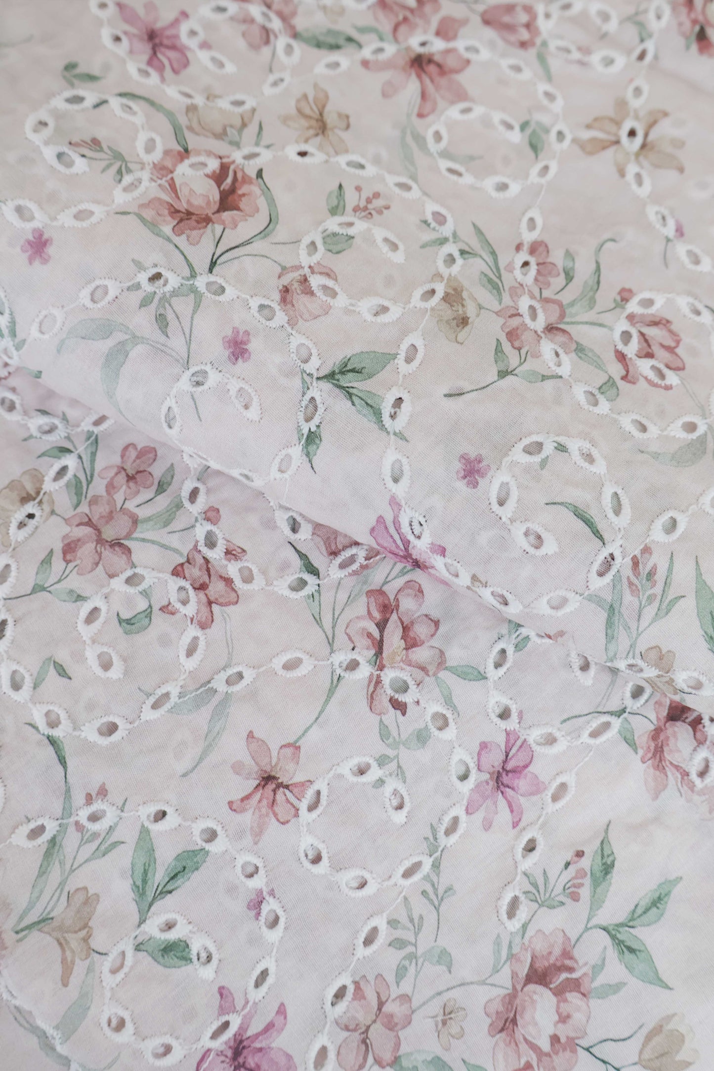 2Piece – Printed Embroidered Lawn EL2PSR39