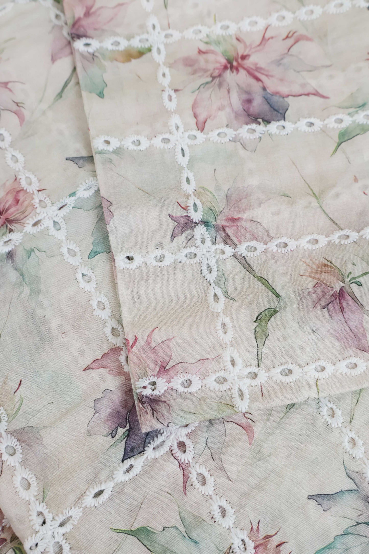 2Piece – Printed Embroidered Lawn EL2PSR104