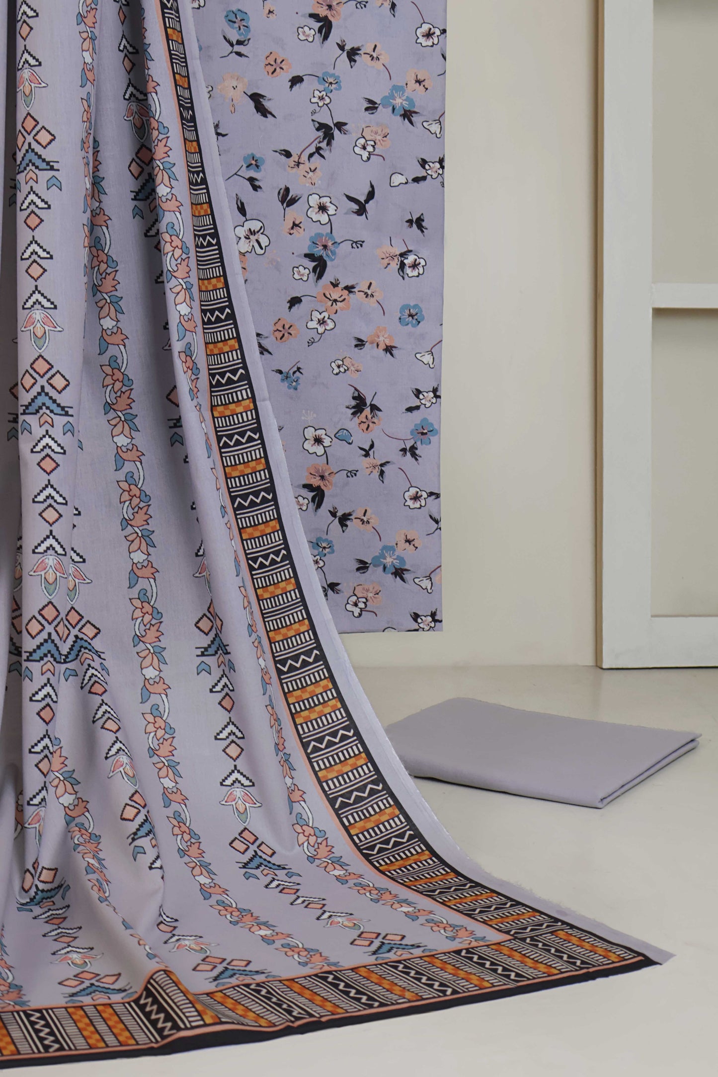 3PC-Lawn Printed Suit 3PSL39
