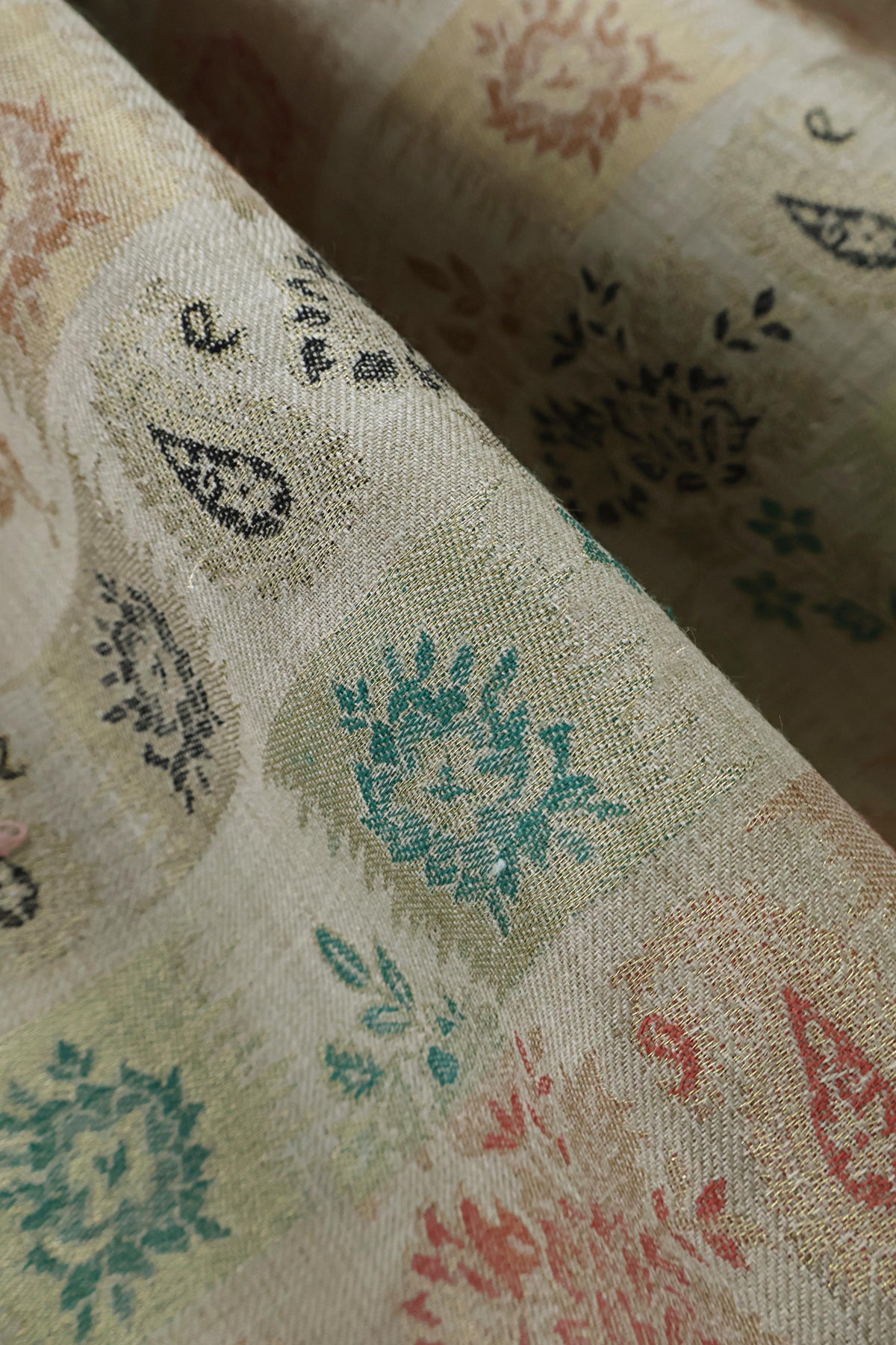 Jacquard Pashmina Shawl 3643 Skin-D