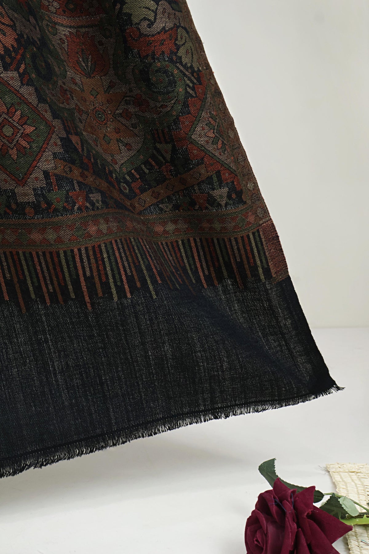 Kani Pashmina Shawl KHA43