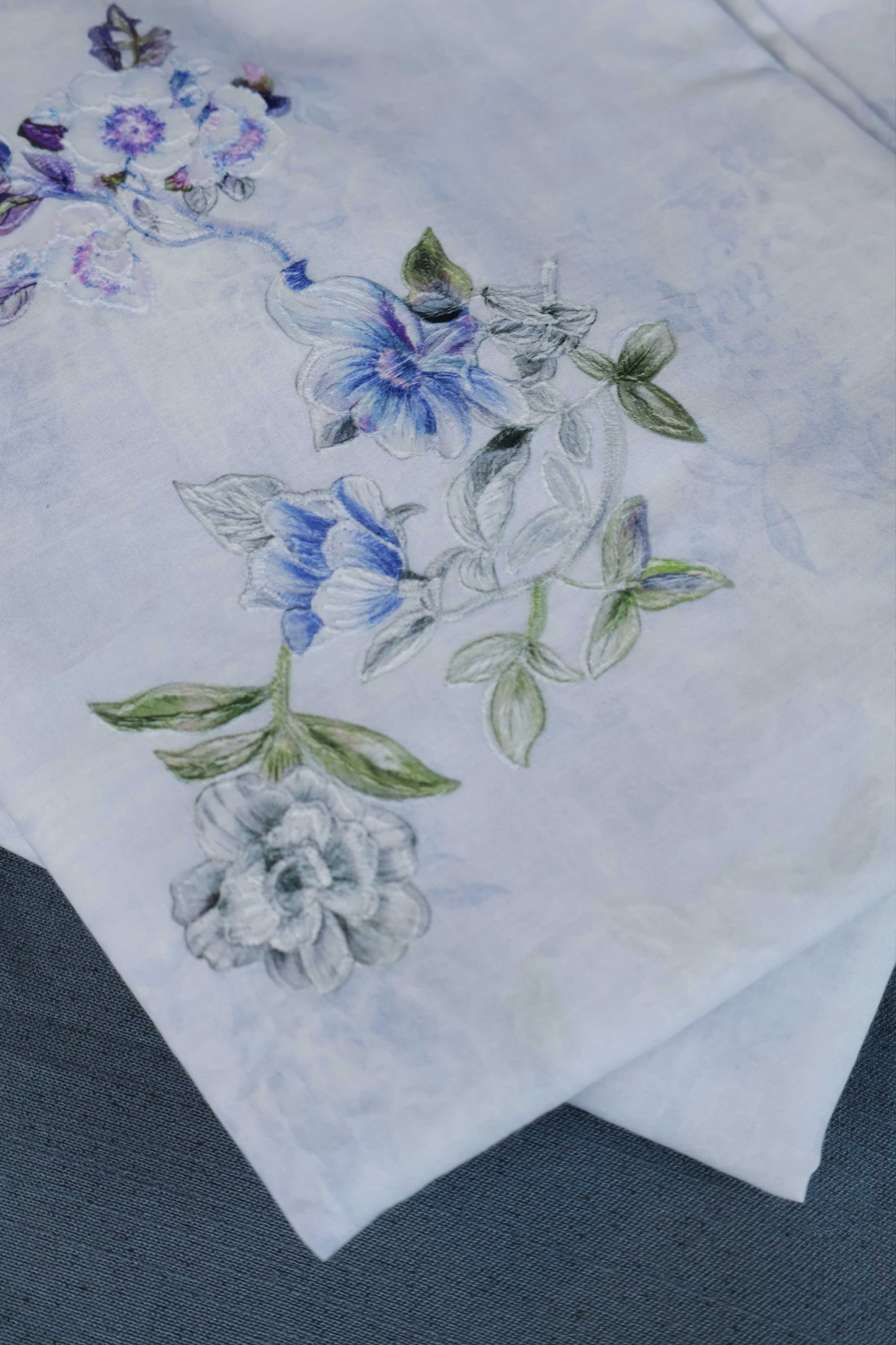 Shirt – Printed Embroidered Lawn L1PE98