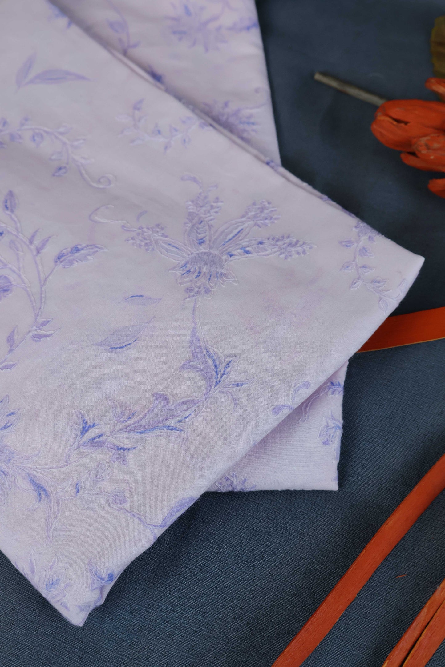 Shirt – Printed Embroidered Lawn L1PE103