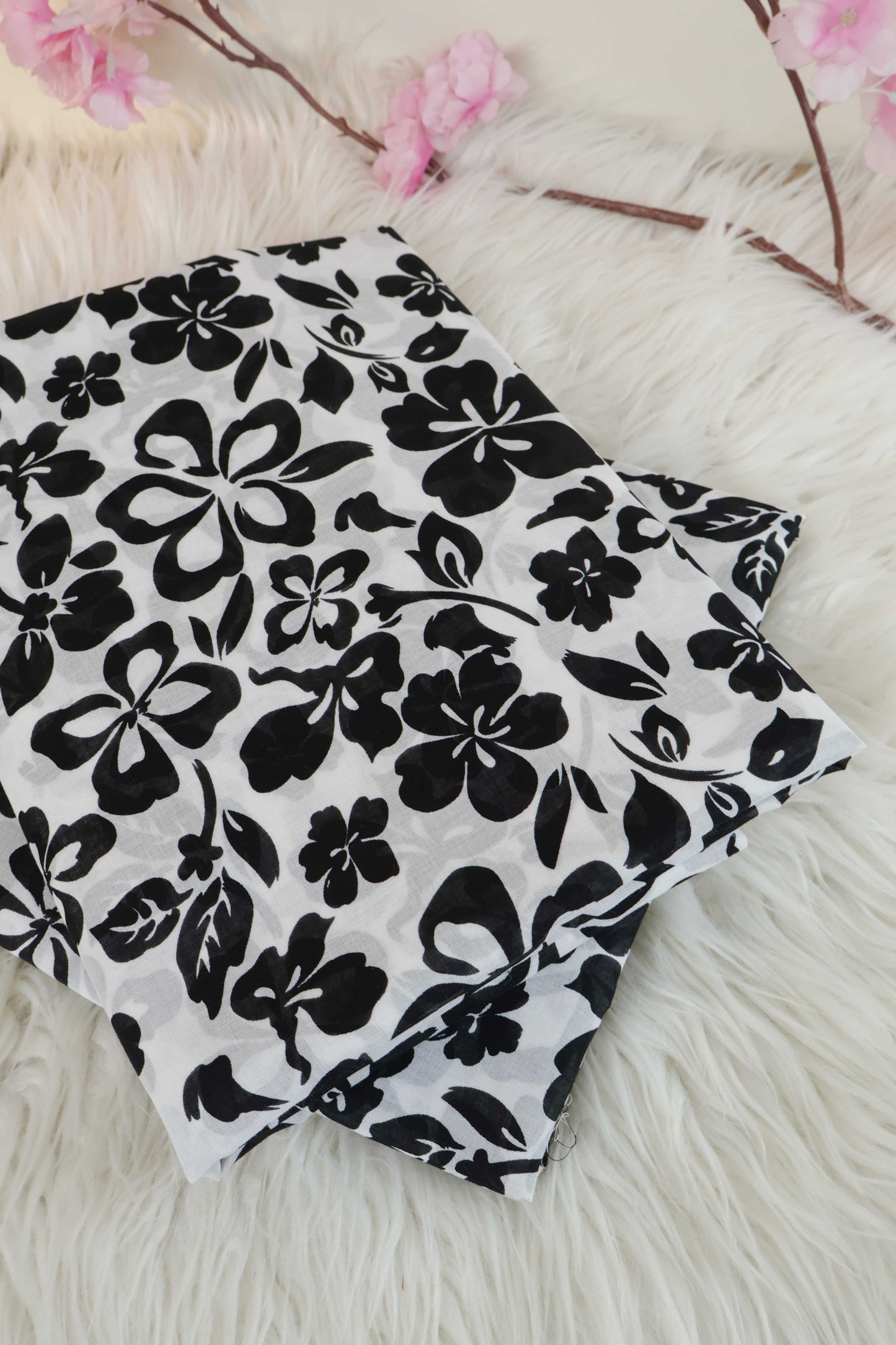 2Piece – Printed Lawn L2P147
