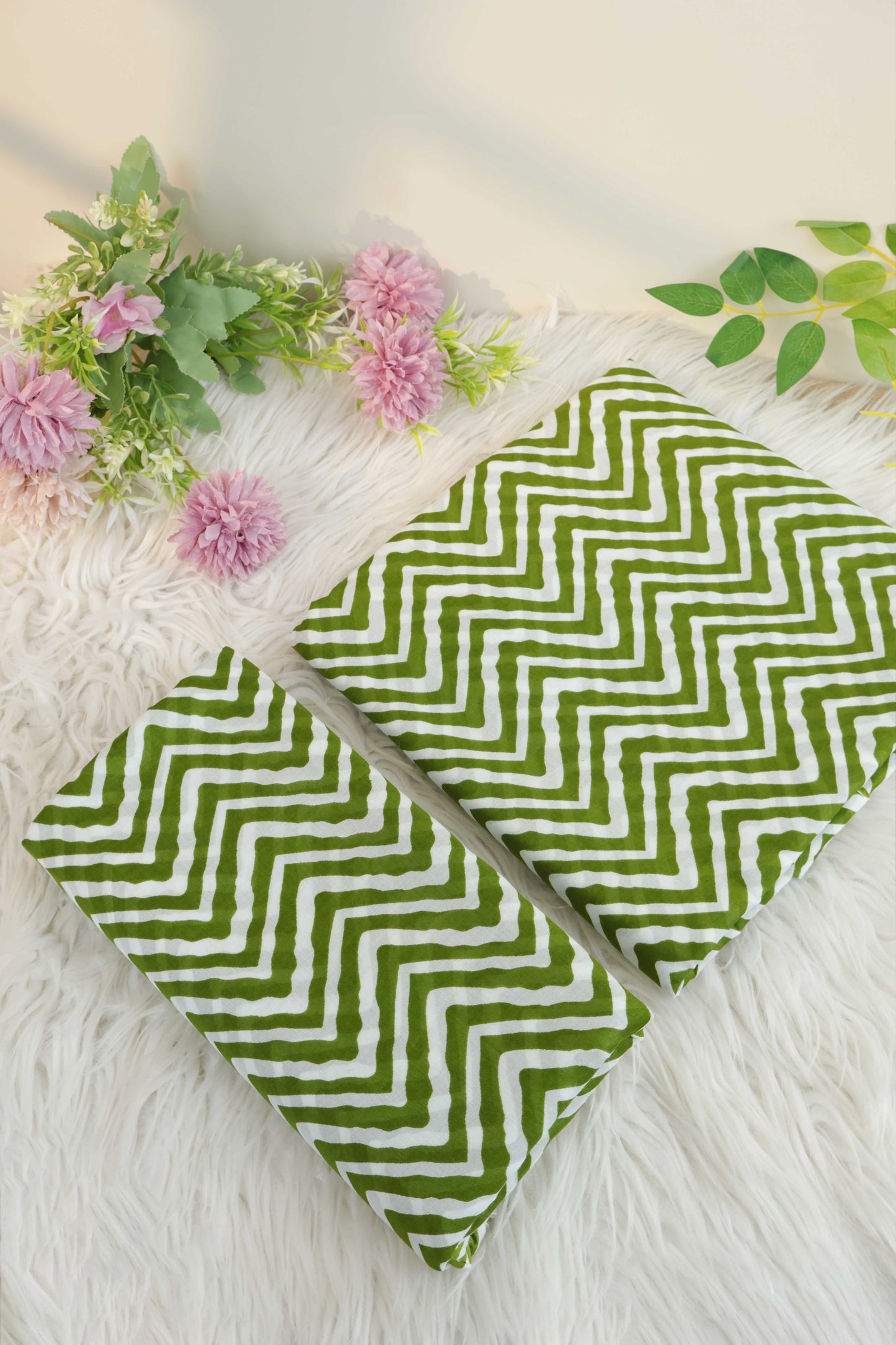 2Piece – Printed Lawn L2P32