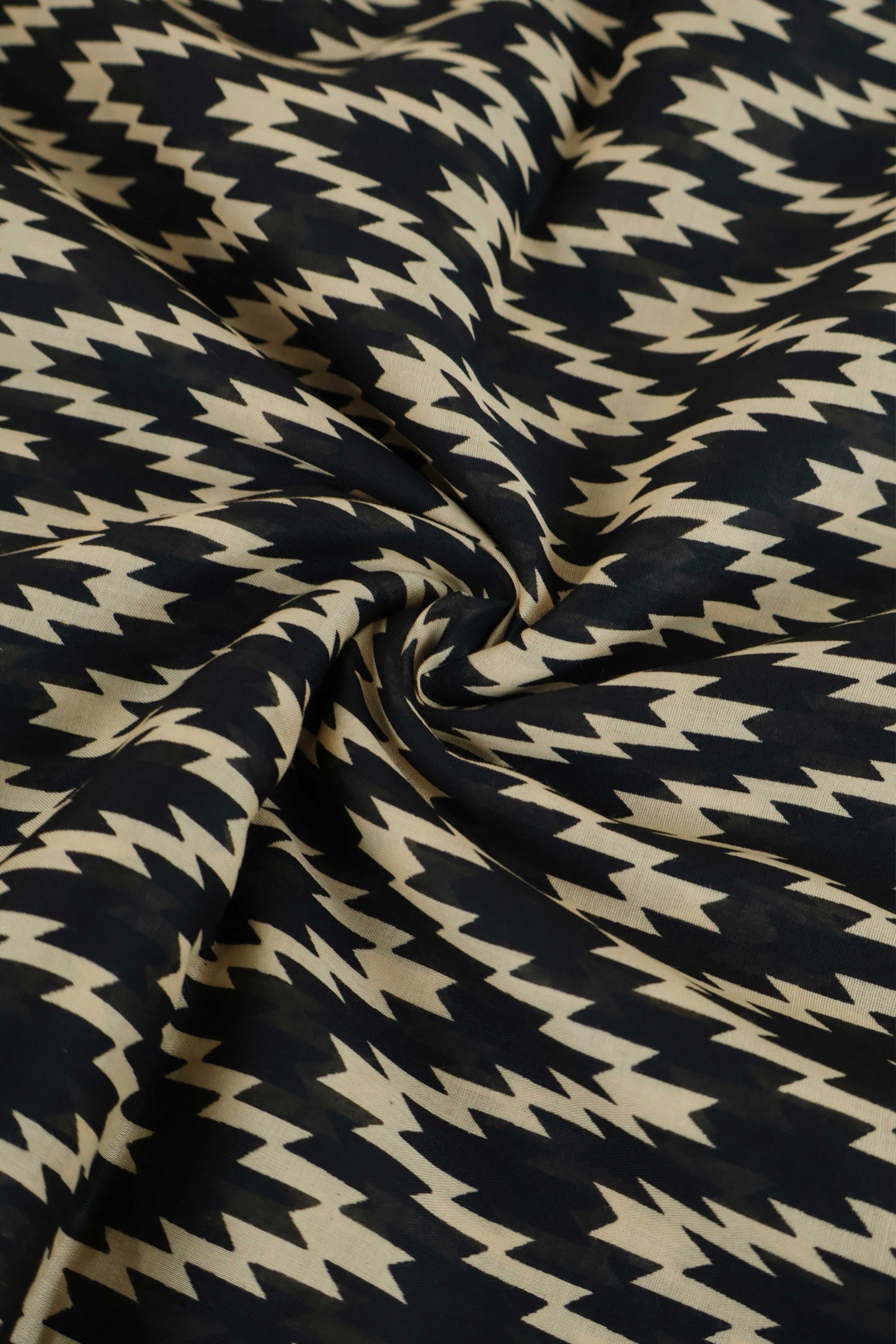 2Piece – Printed Lawn L2P278