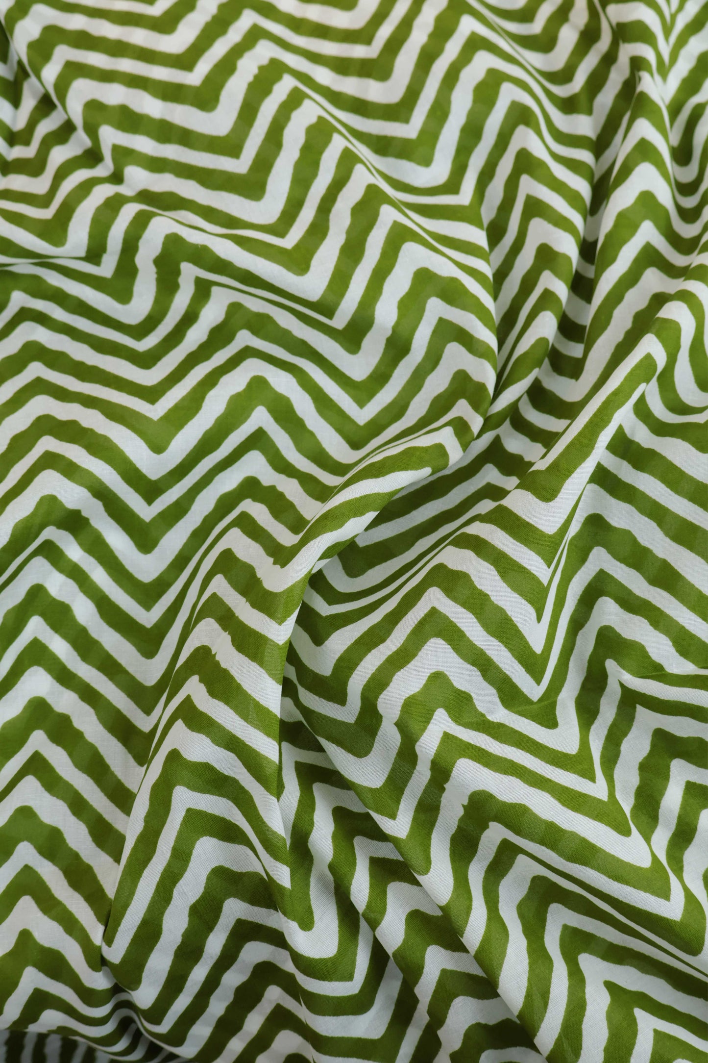 2Piece – Printed Lawn L2P32
