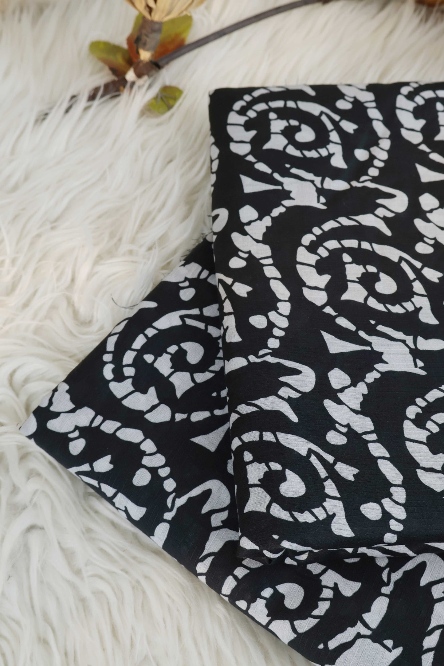 2Piece – Printed Self Lawn L2P319