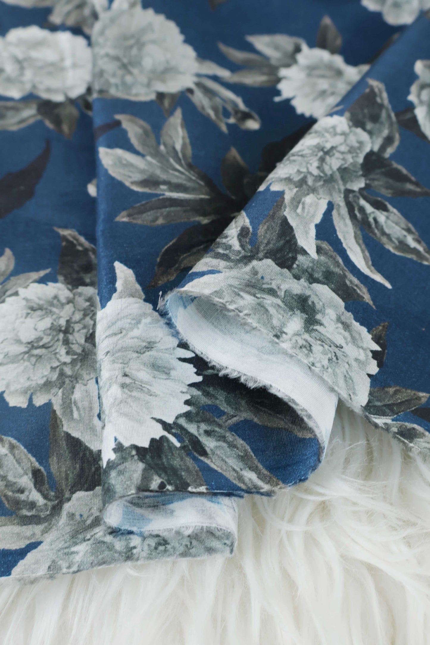 2Piece – Printed Lawn L2P348