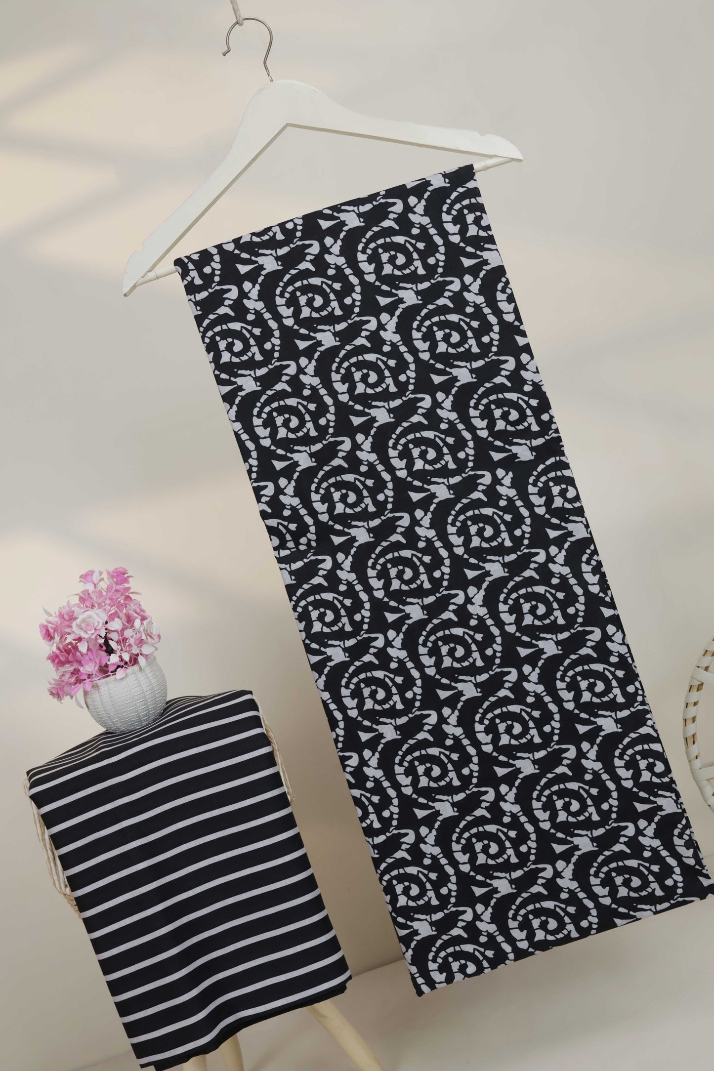 2Piece – Printed Self Lawn L2P374