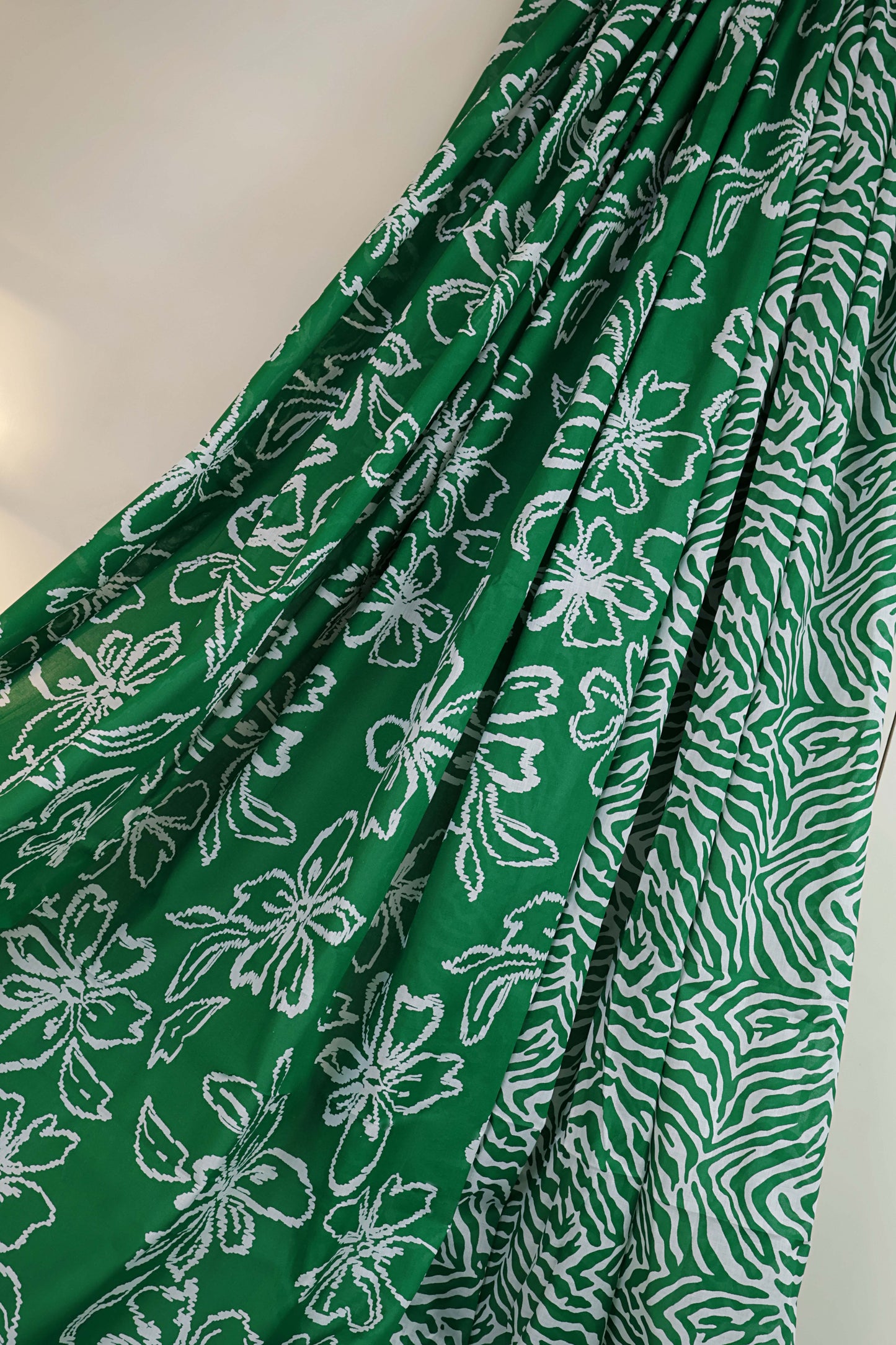 2Piece – Printed Lawn L2P390