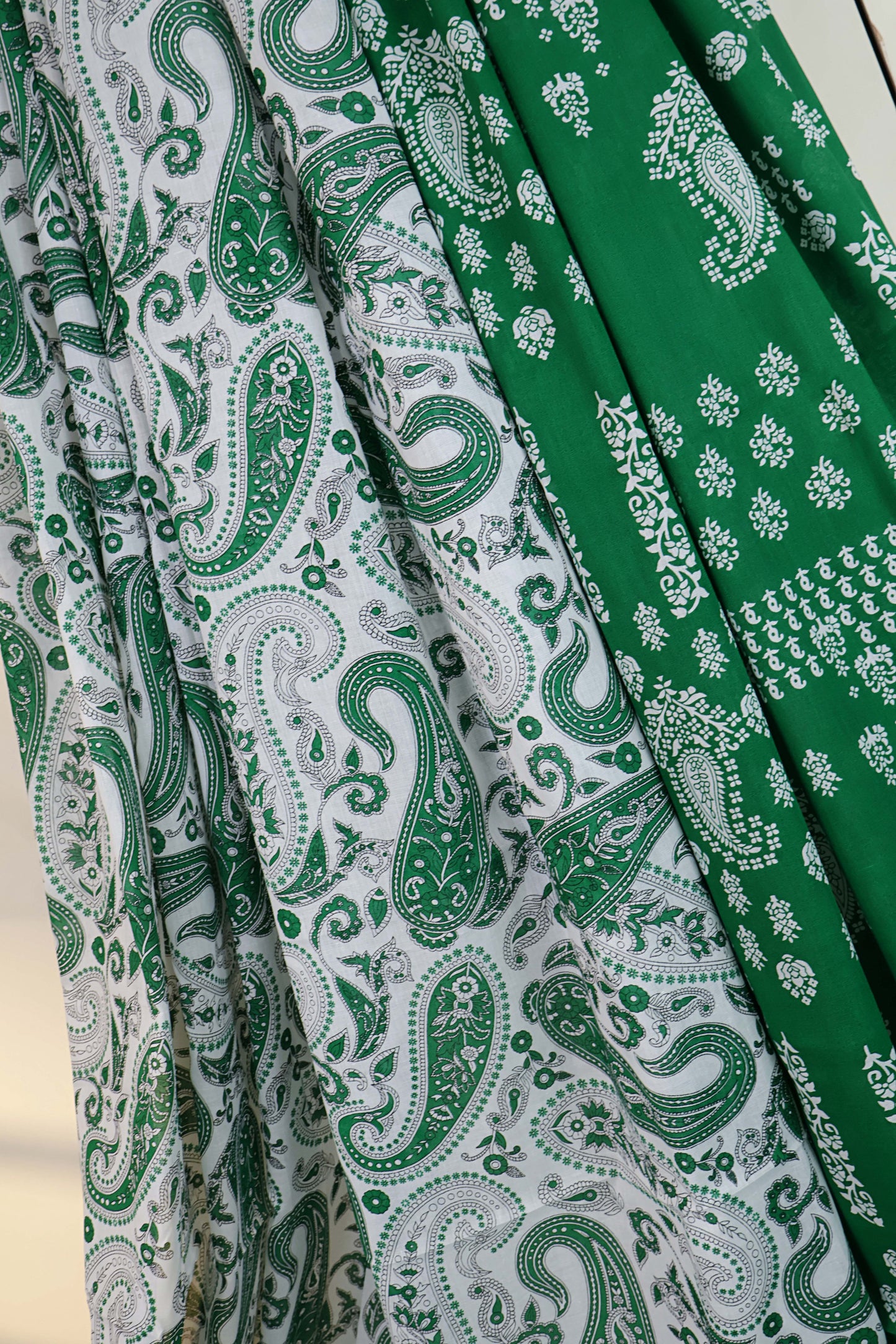 2Piece – Printed Lawn L2P392