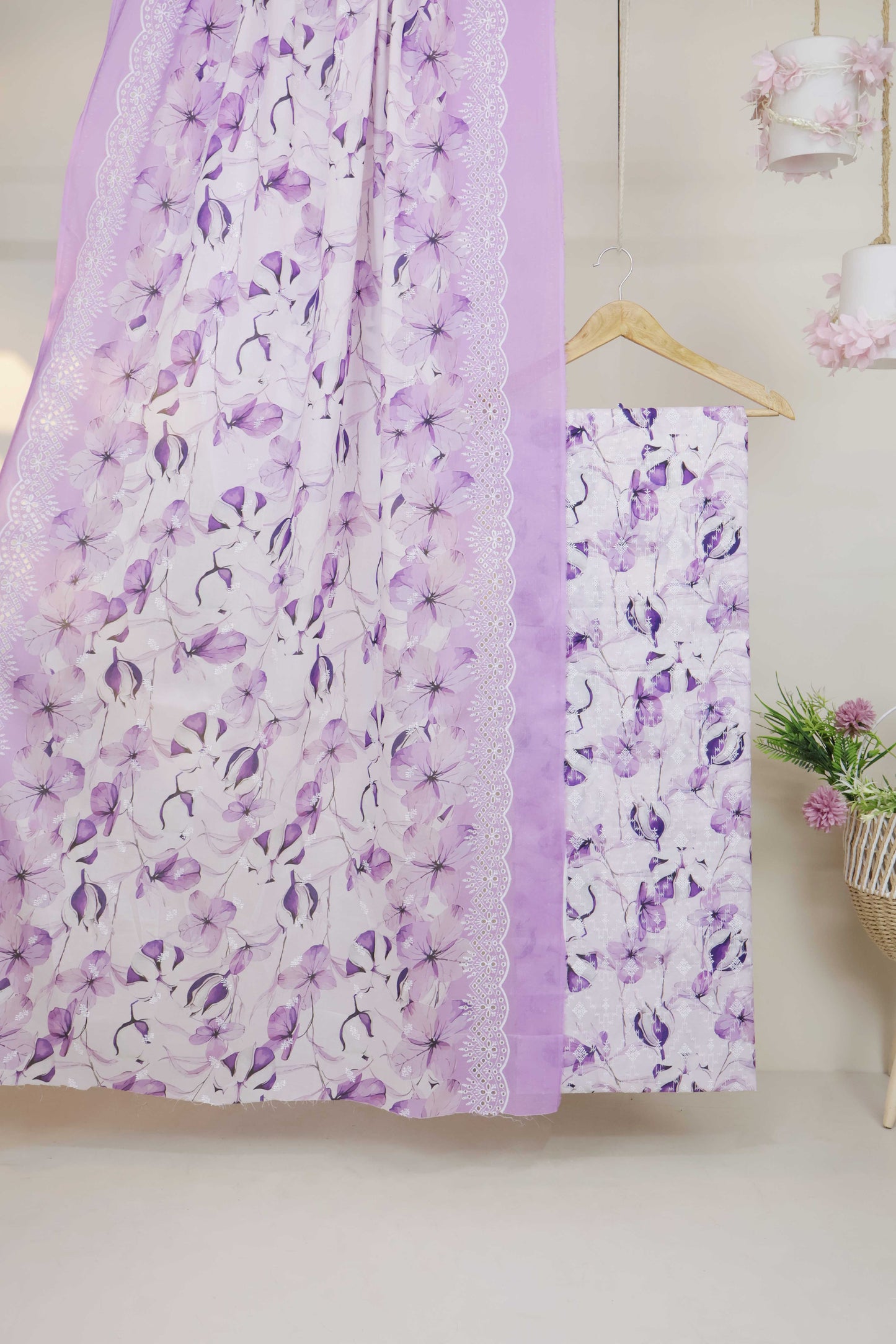 3Piece-Lawn Embroidered Suit R3P13