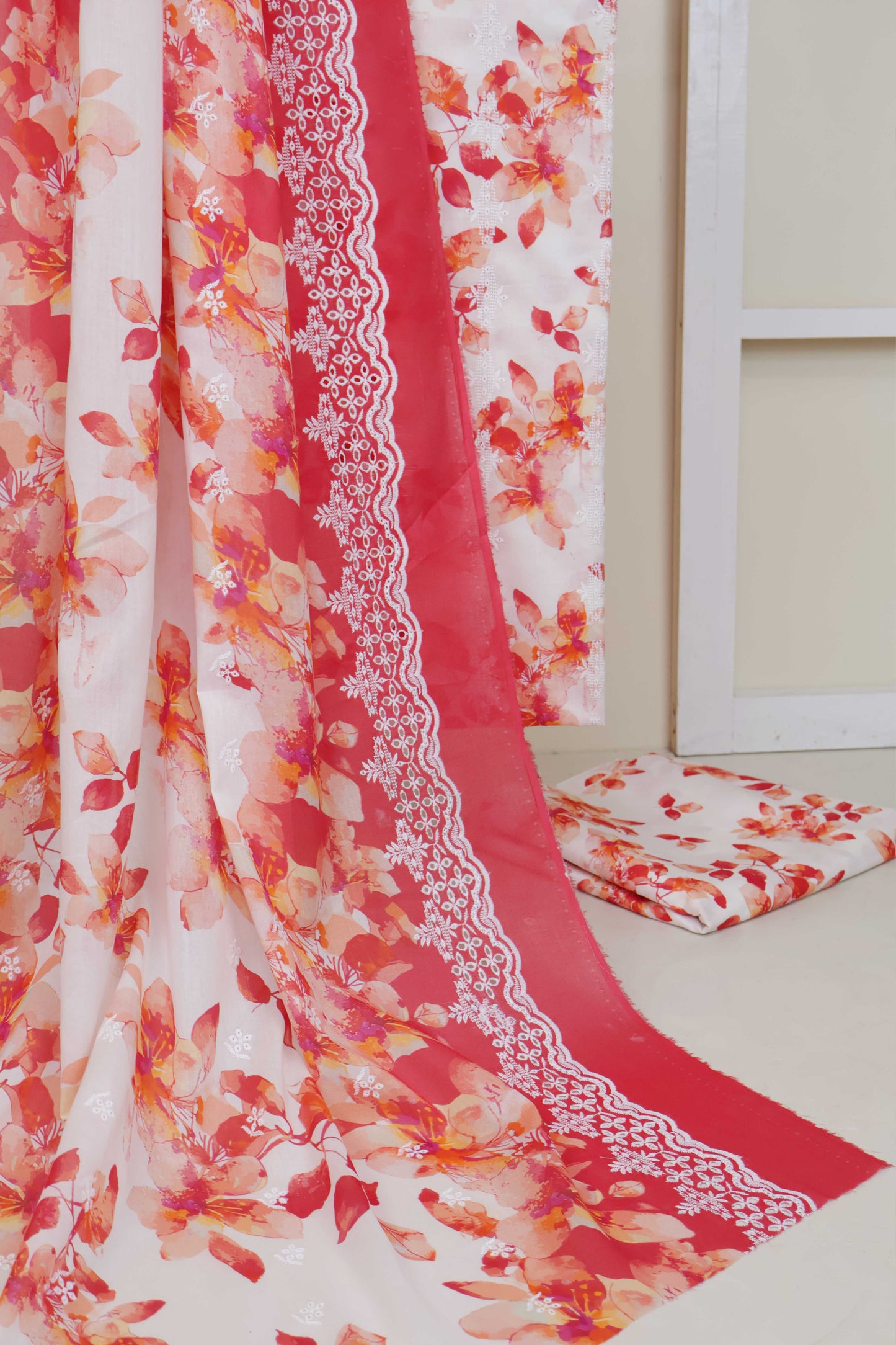 3Piece-Lawn Embroidered Suit R3P08