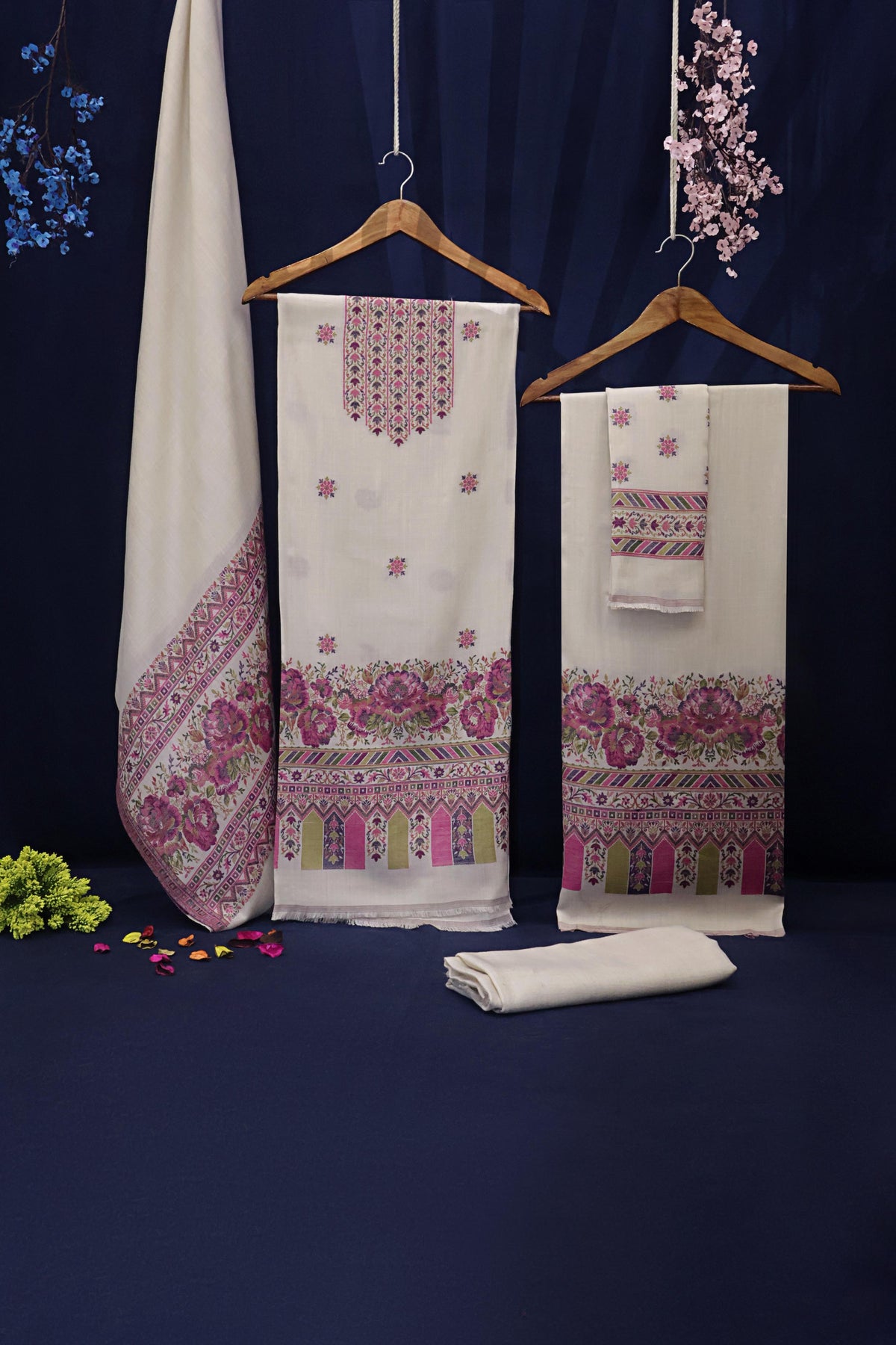 3Piece -Kashmiri Pashmina Suit WA3P10