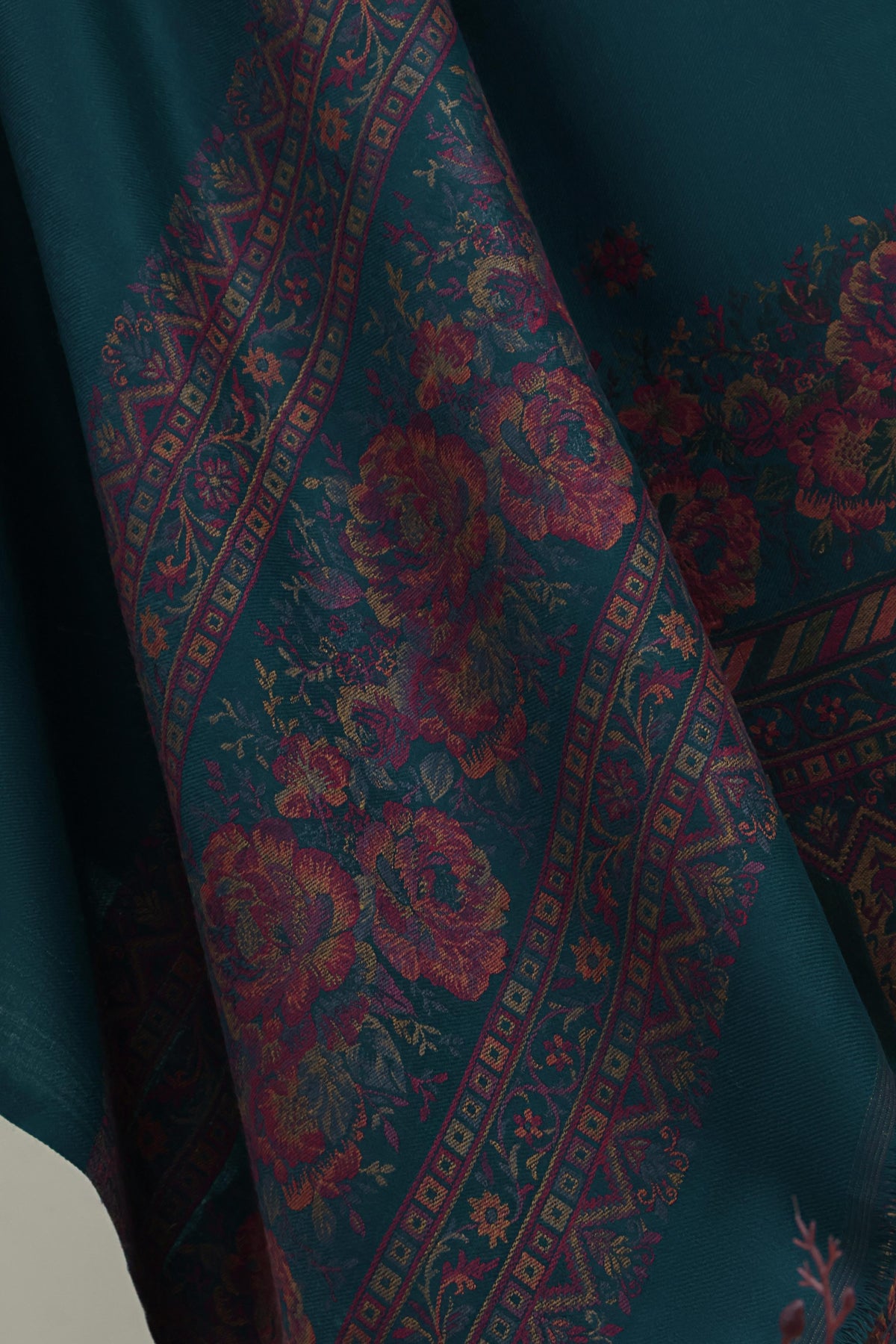 3Piece -Kashmiri Pashmina Suit WA3P03