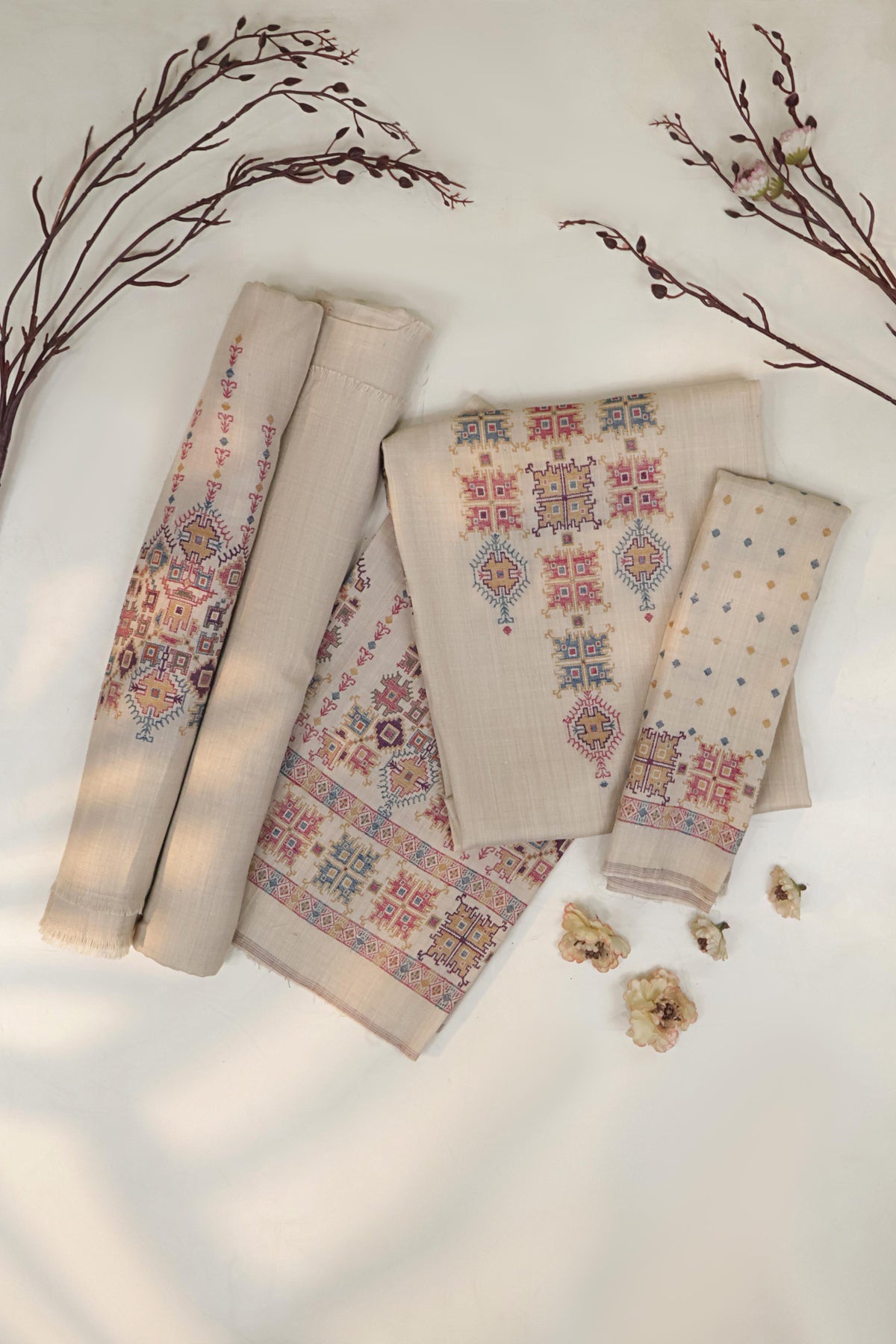 3Piece -Kashmiri Pashmina Suit WA3P05