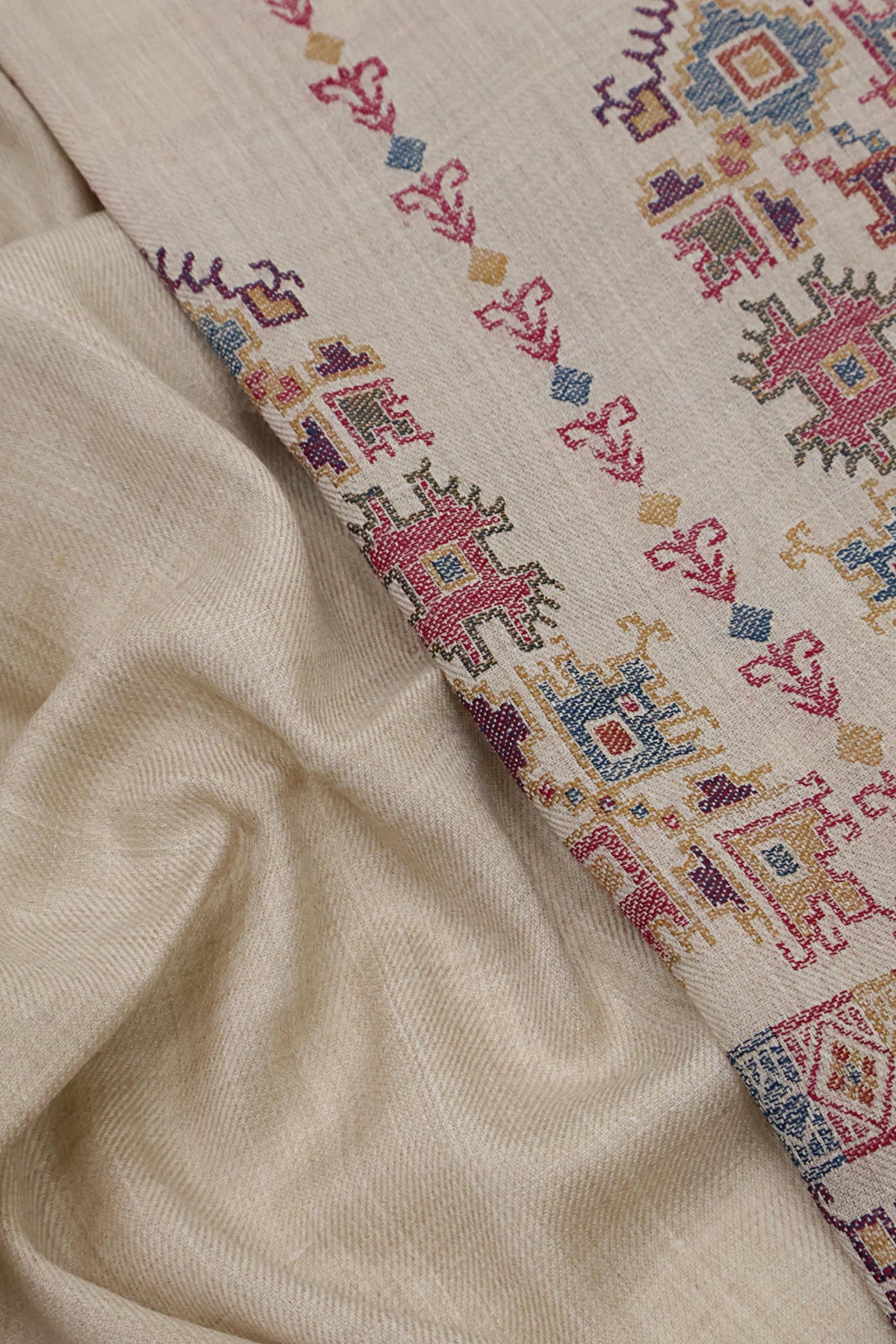 3Piece -Kashmiri Pashmina Suit WA3P05