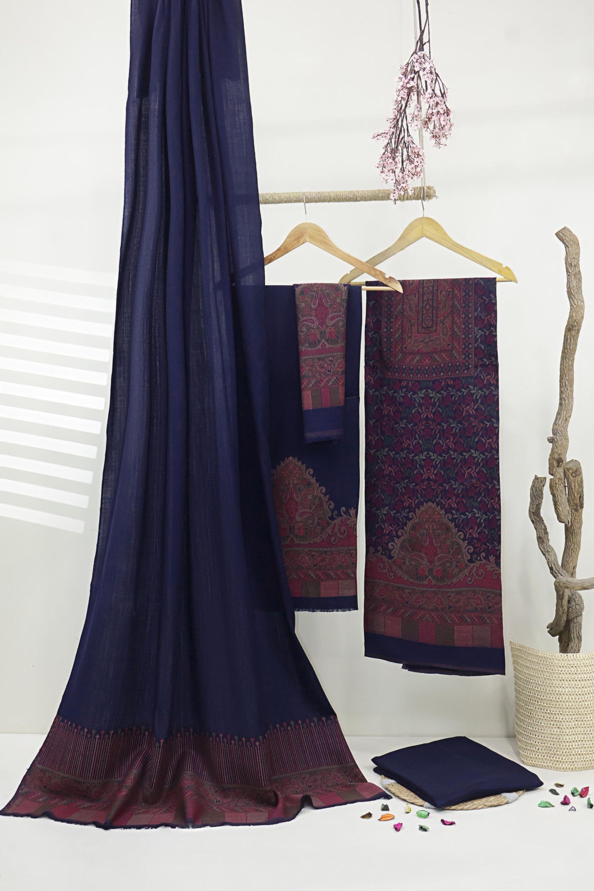 3Piece -Kashmiri Pashmina Suit WA3P29
