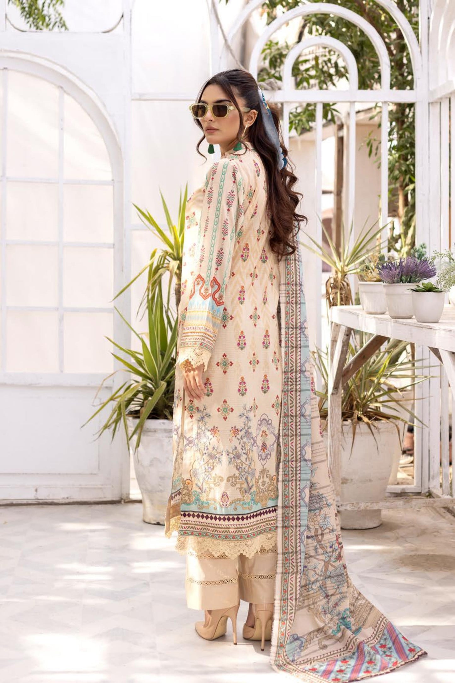 3Piece - Superior Printed Lawn Suit Carnation  D015