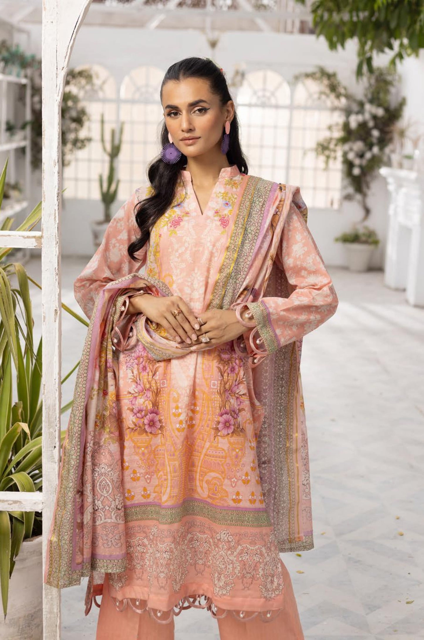 3Piece - Superior Printed Lawn Suit Carnation  D017