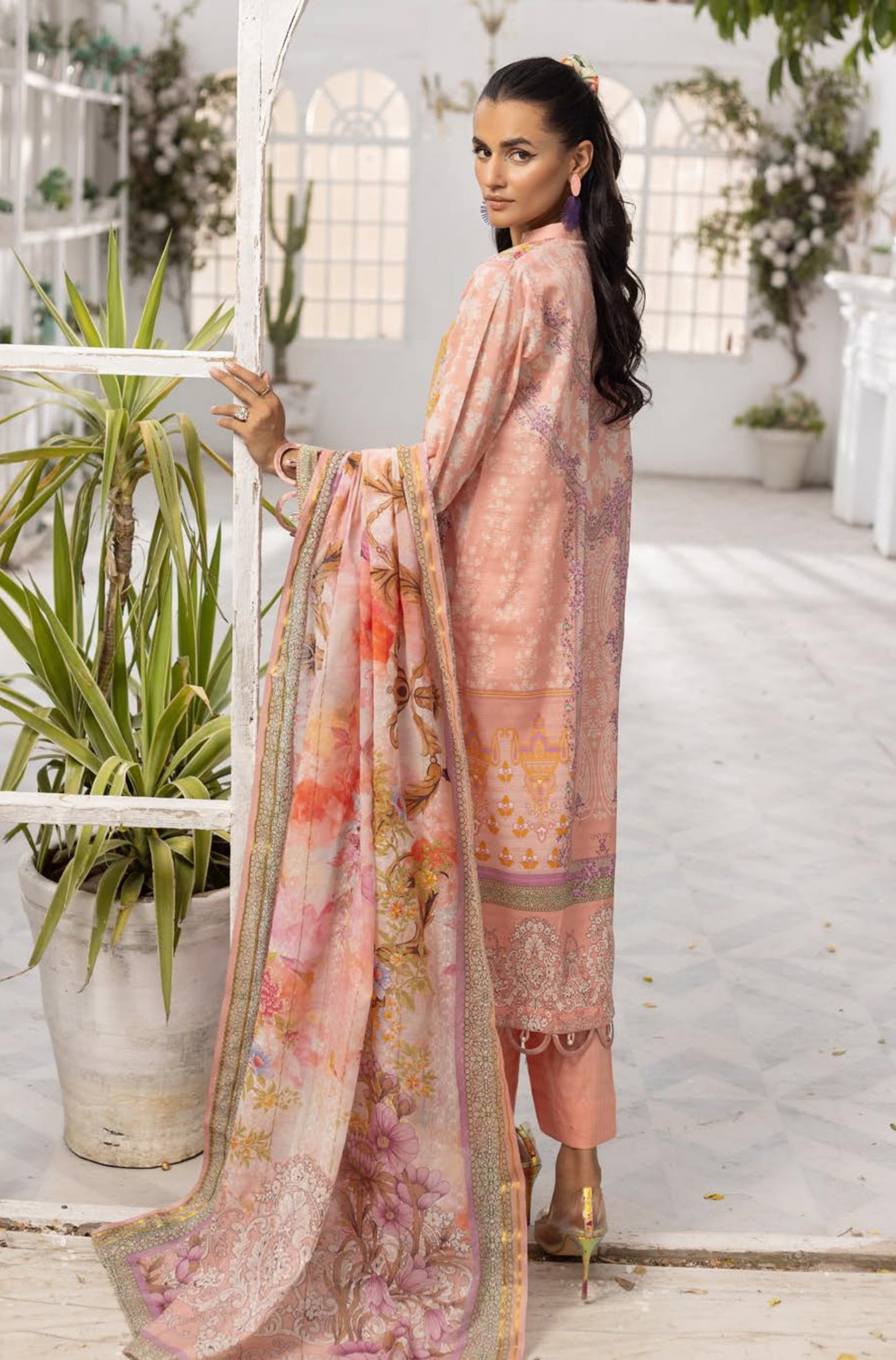3Piece - Superior Printed Lawn Suit Carnation  D017