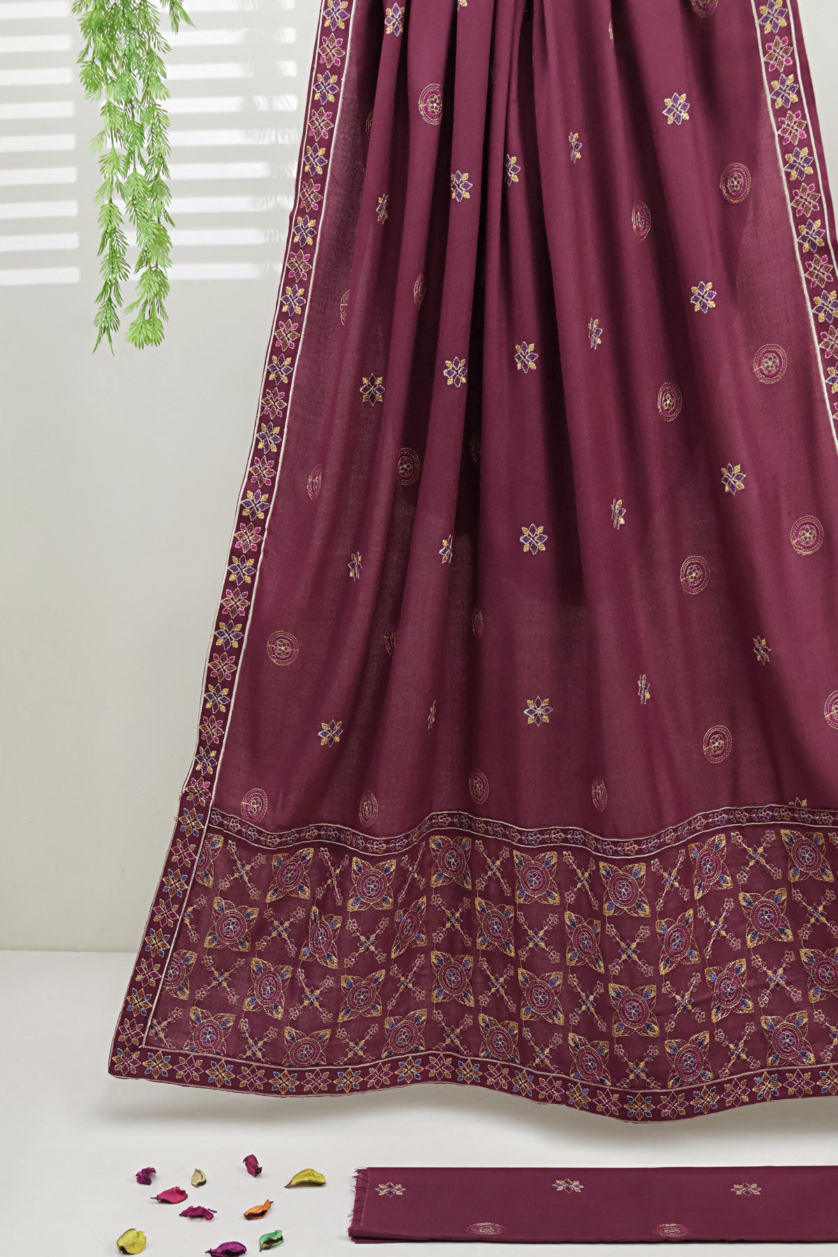 3Piece - Embroidered Pure Marina Suit WWRV1005