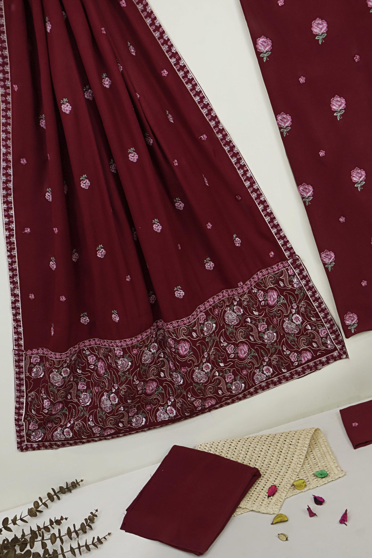 3Piece - Embroidered Pure Marina Suit WWRV1002