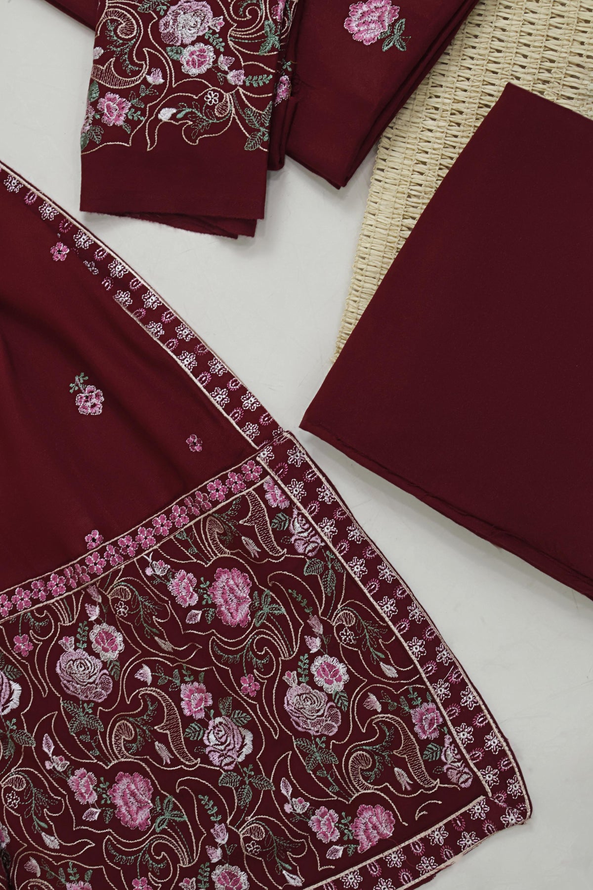 3Piece - Embroidered Pure Marina Suit WWRV1002