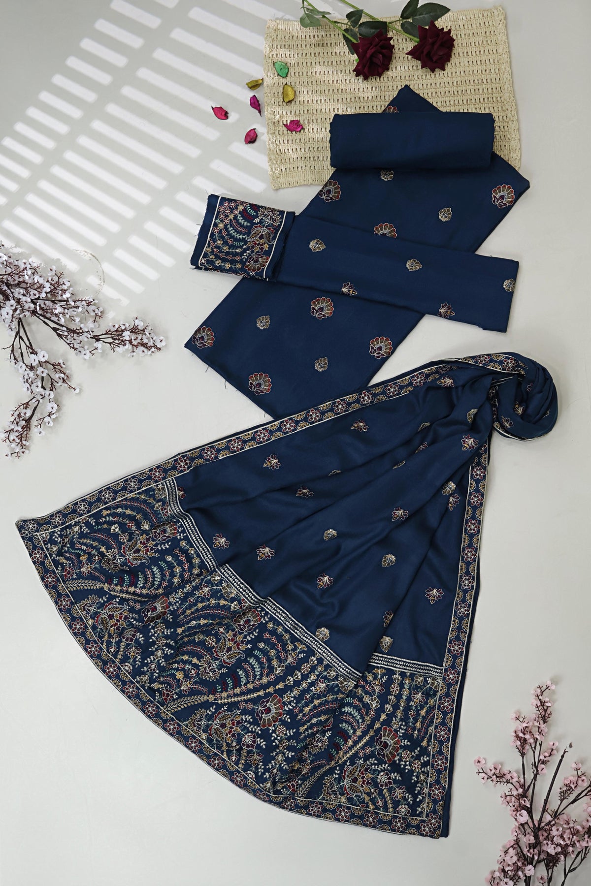 3Piece - Embroidered Pure Marina Suit WWRV1003