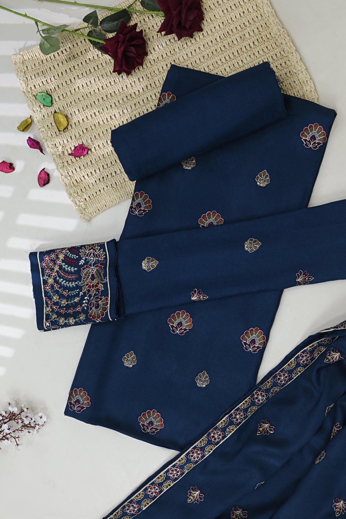3Piece - Embroidered Pure Marina Suit WWRV1003