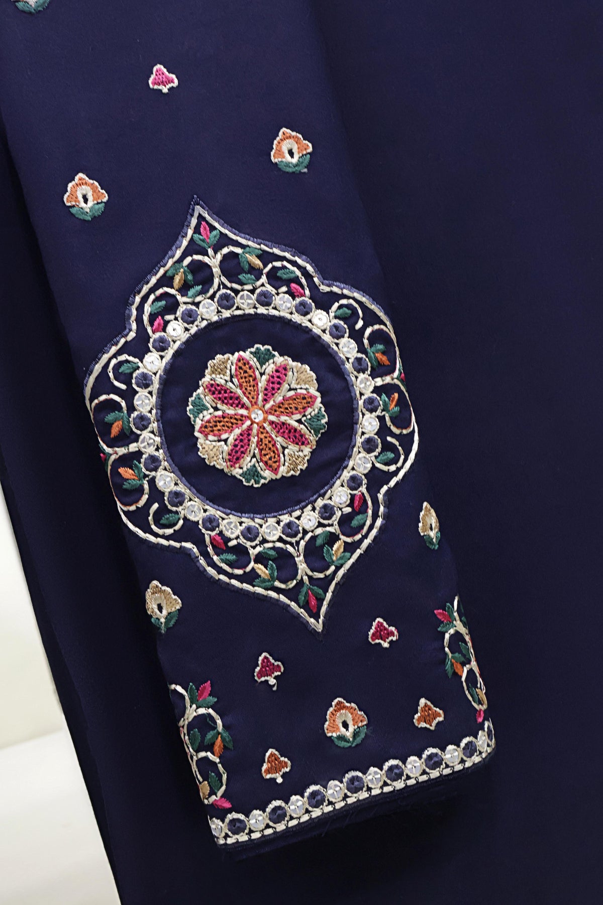 3Piece - Embroidered Dhank Marina Suit WWRV307