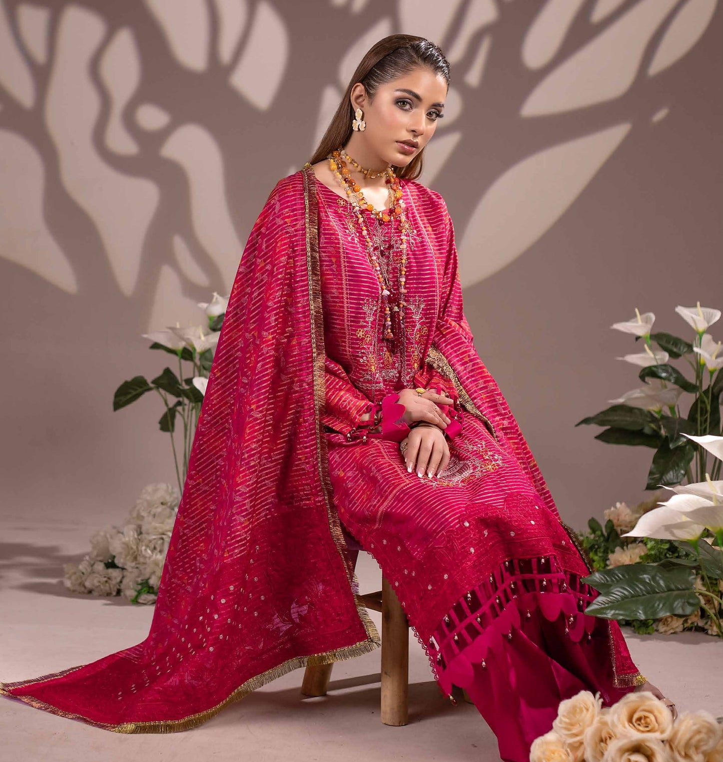 Luxury Lawn Embroidered Suit H25HR06