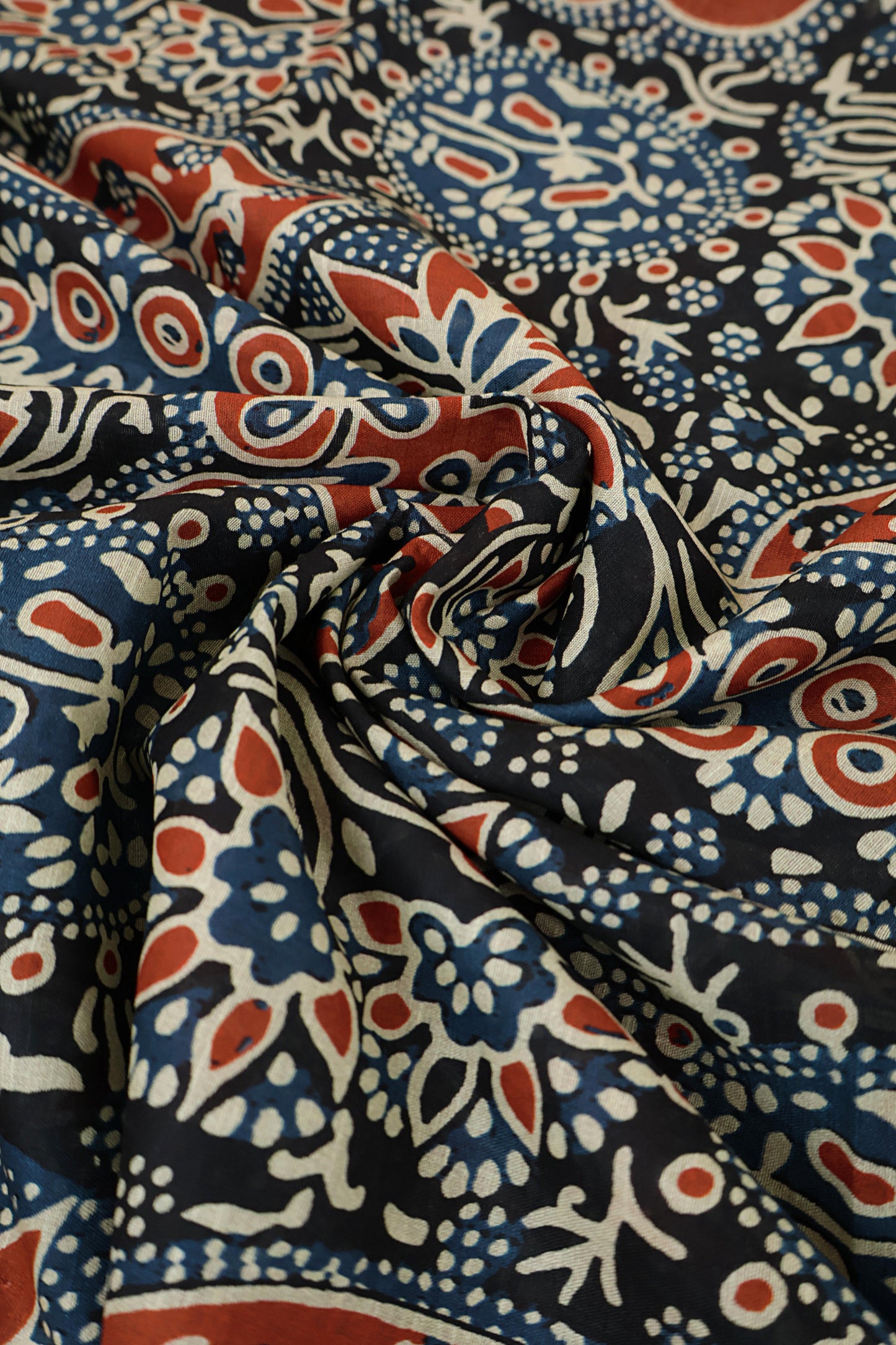 2Piece – Printed Self Lawn L2P383