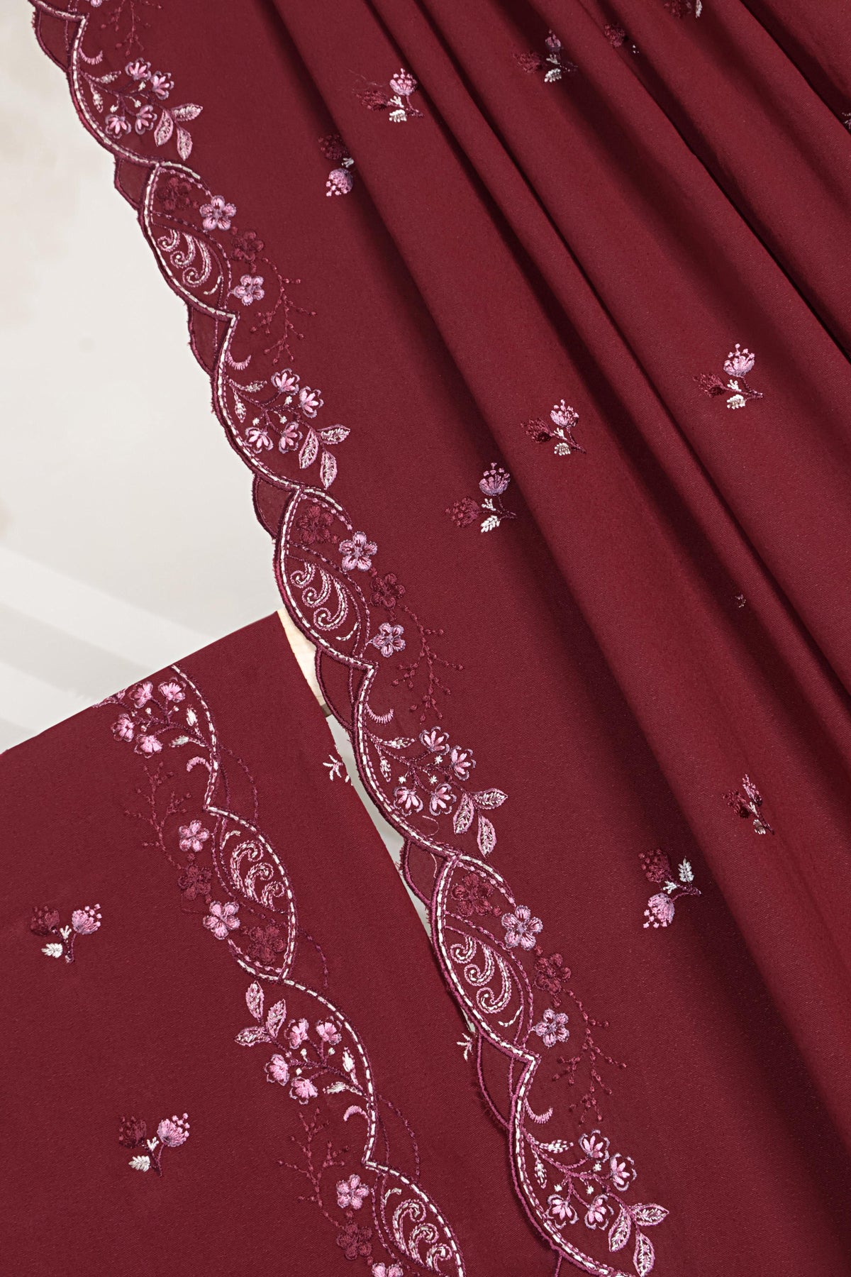 3Piece - Embroidered Karandi Suit WWRV107
